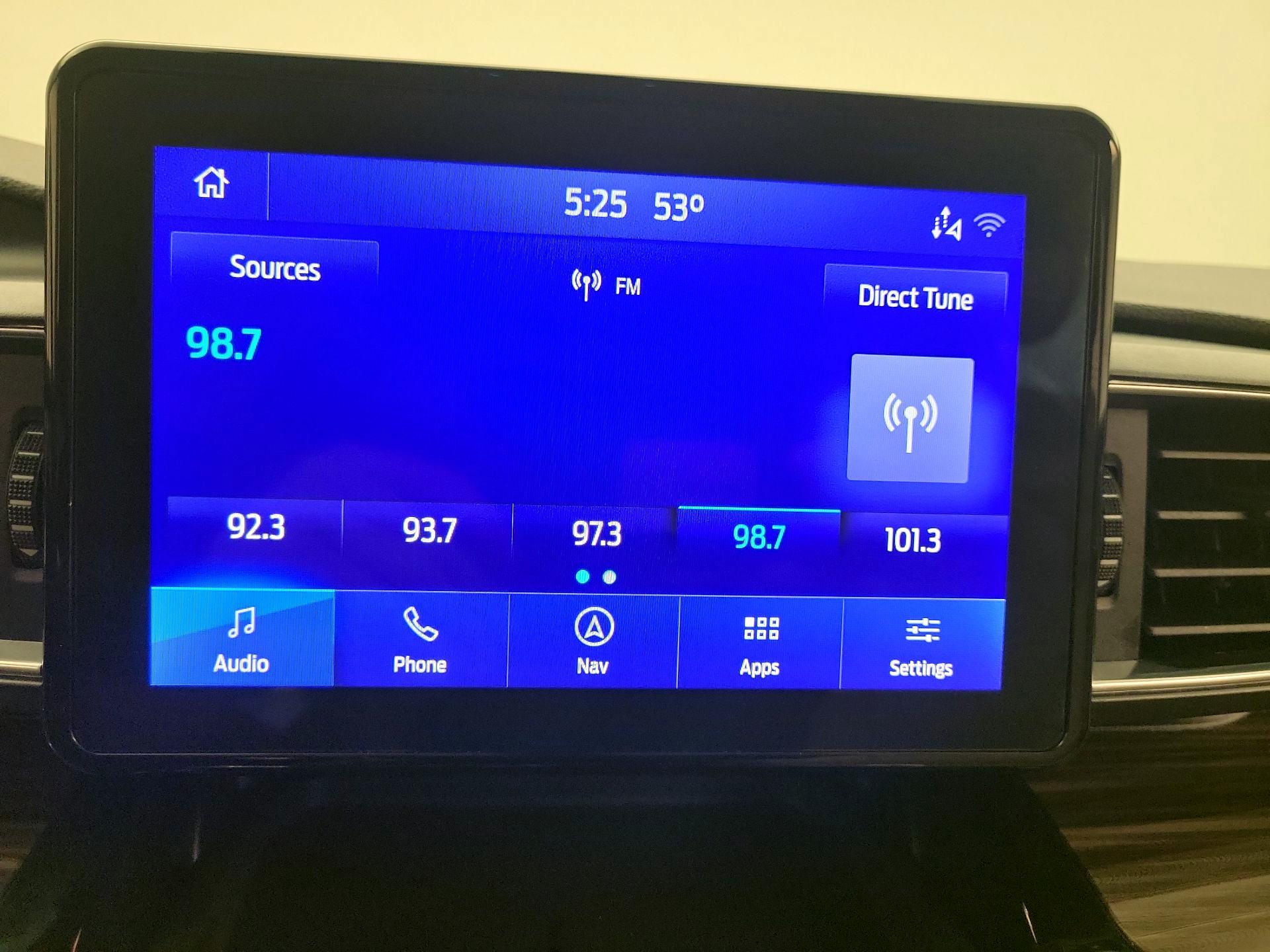 Thumbnail: 2022 Ford Explorer - 16