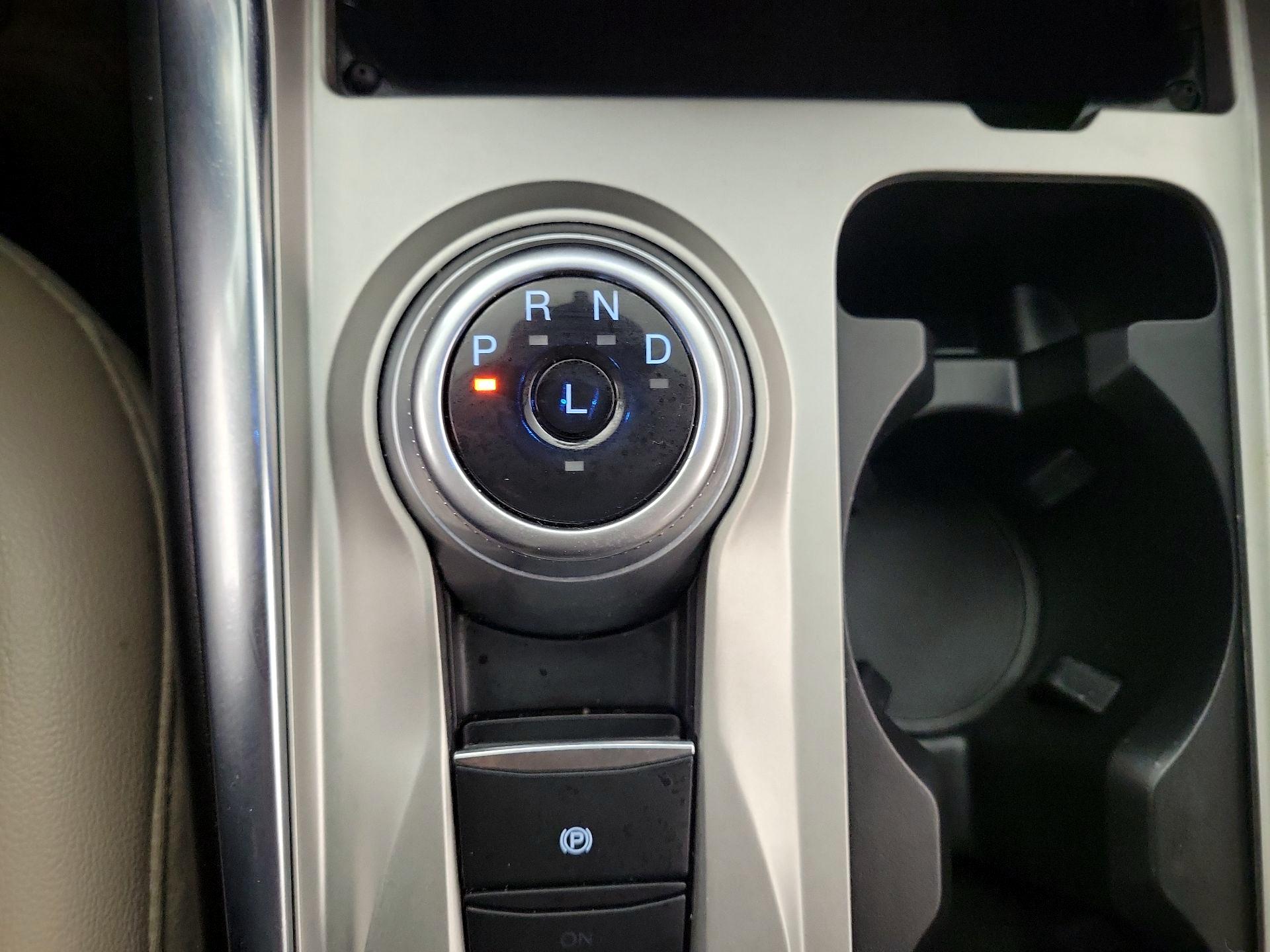 Thumbnail: 2022 Ford Explorer - 18