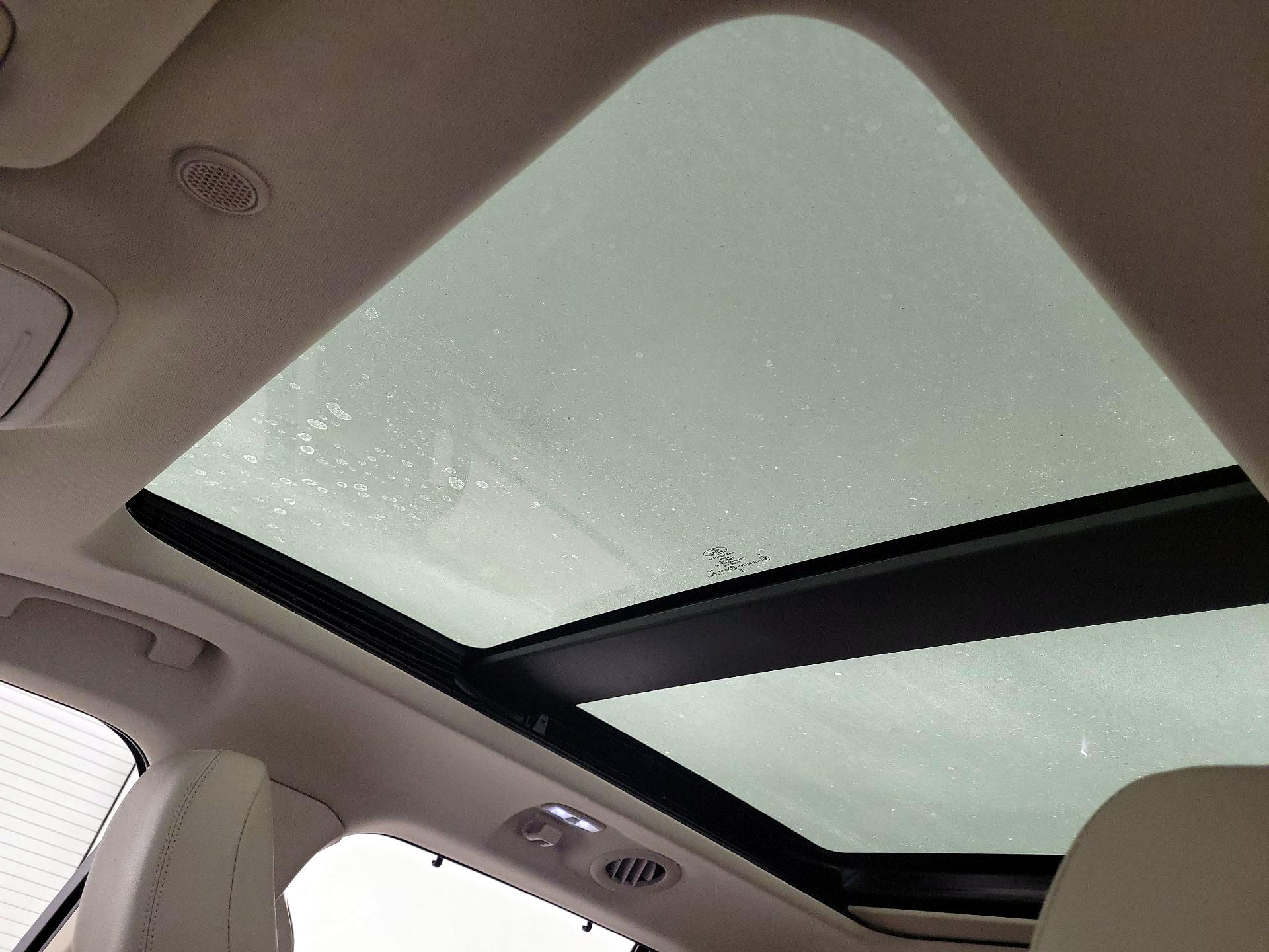 Thumbnail: 2022 Ford Explorer - 20