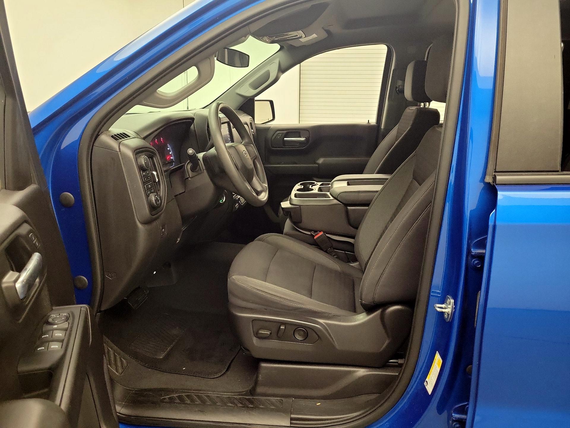 Thumbnail: 2023 Chevrolet Silverado 1500 - 11