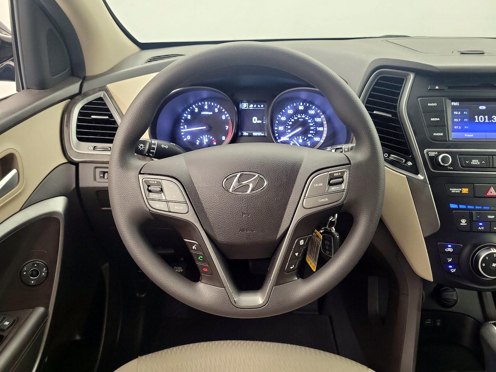 2017 Hyundai Santa Fe Sport - Photo 11