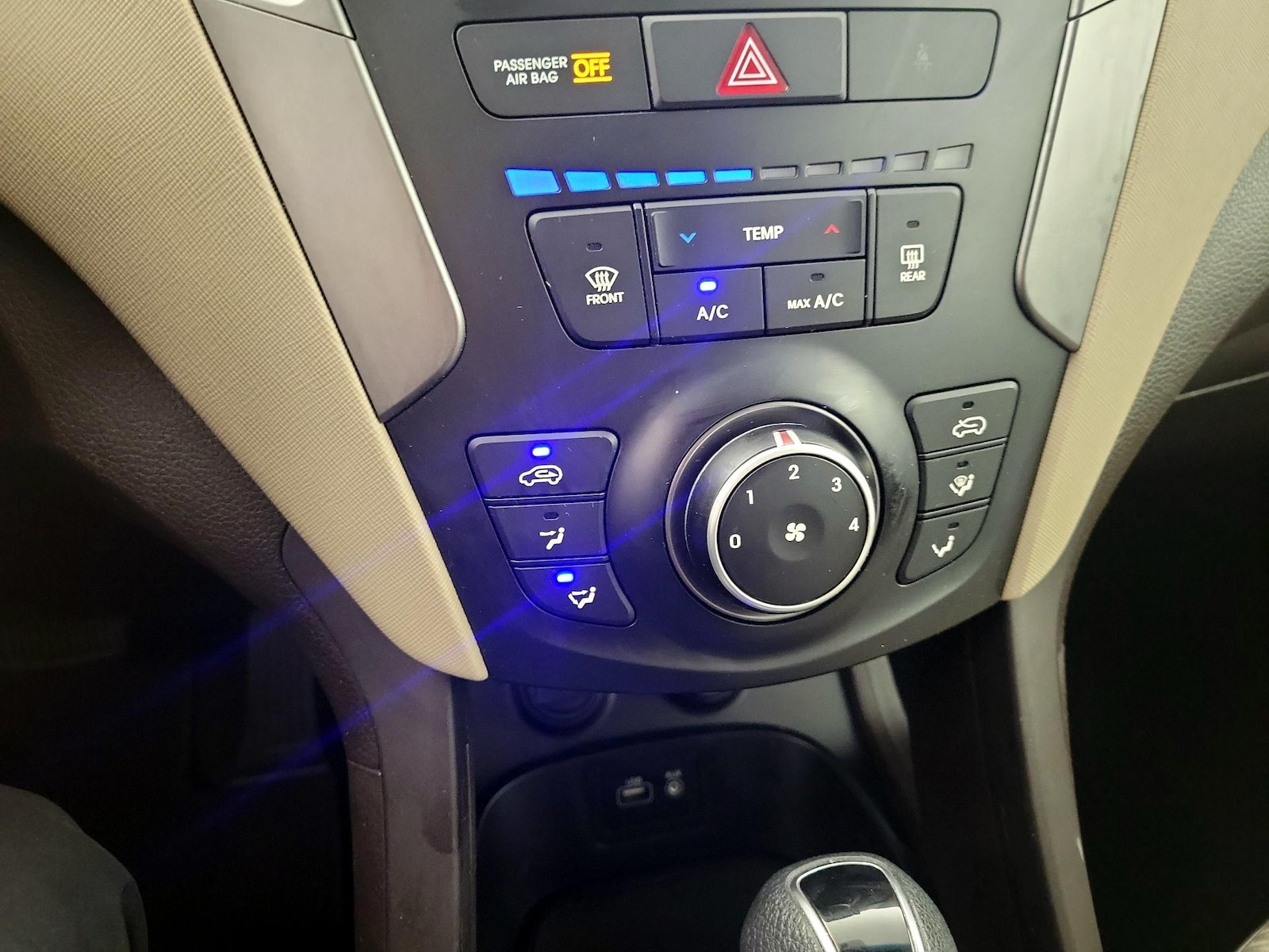 2017 Hyundai Santa Fe Sport - Photo 17