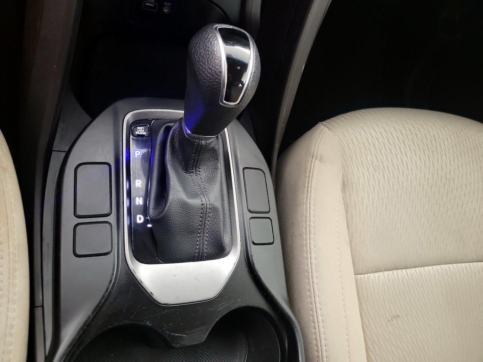 2017 Hyundai Santa Fe Sport - Photo 18