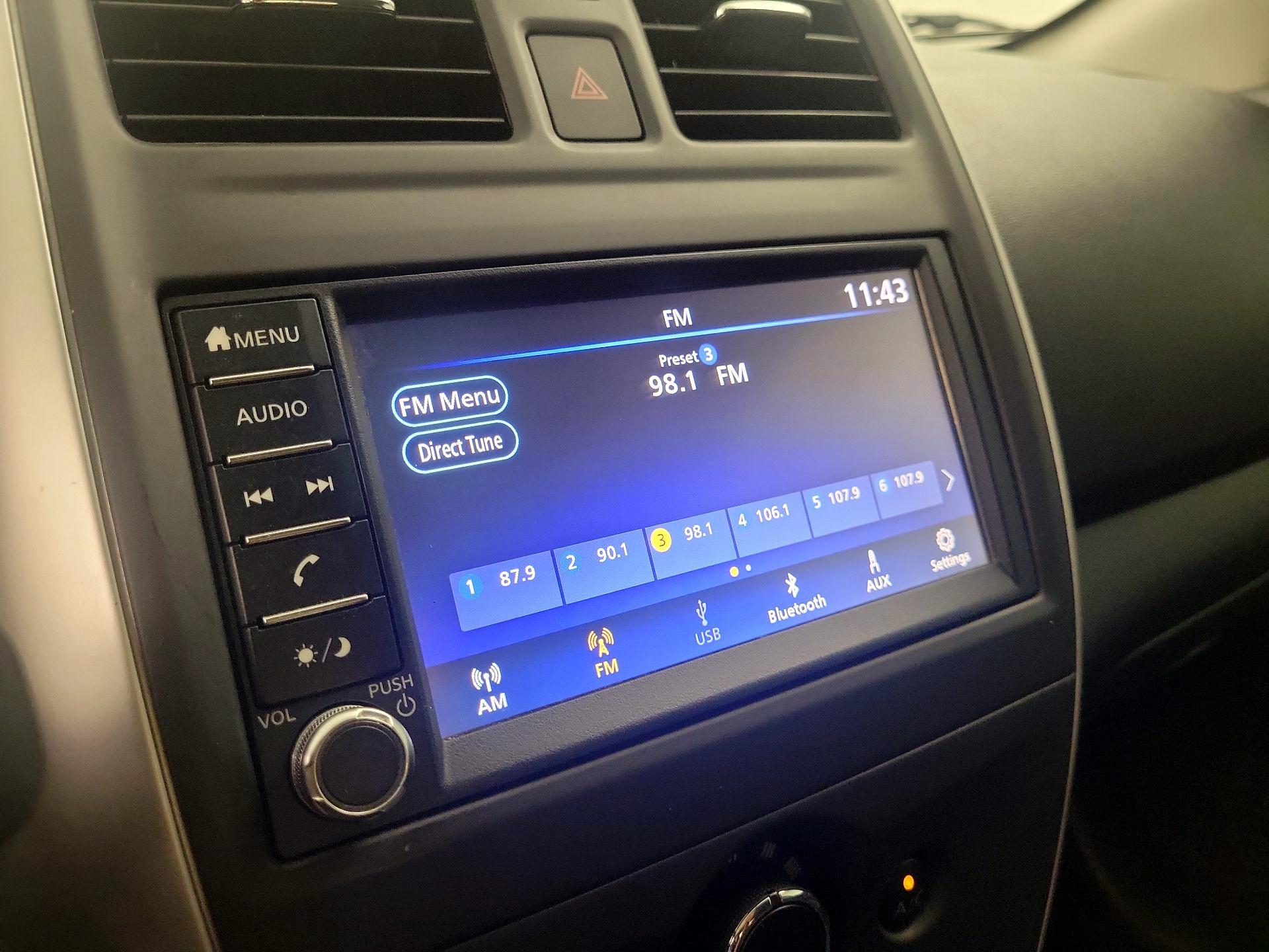 Thumbnail: 2019 Nissan Versa - 15
