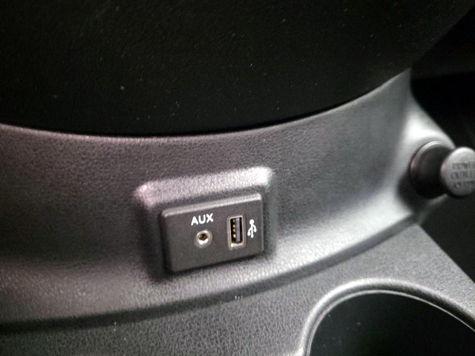 Thumbnail: 2019 Nissan Versa - 18