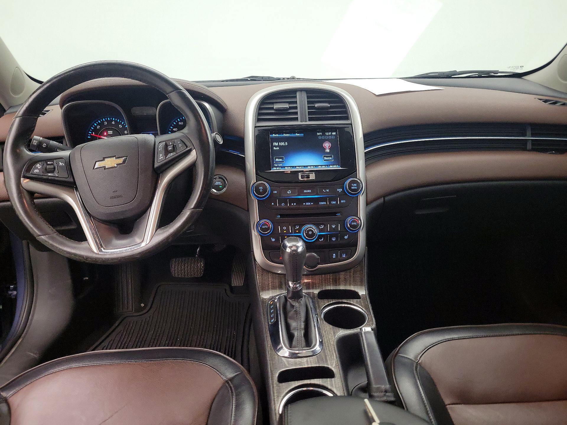 Thumbnail: 2014 Chevrolet Malibu - 9
