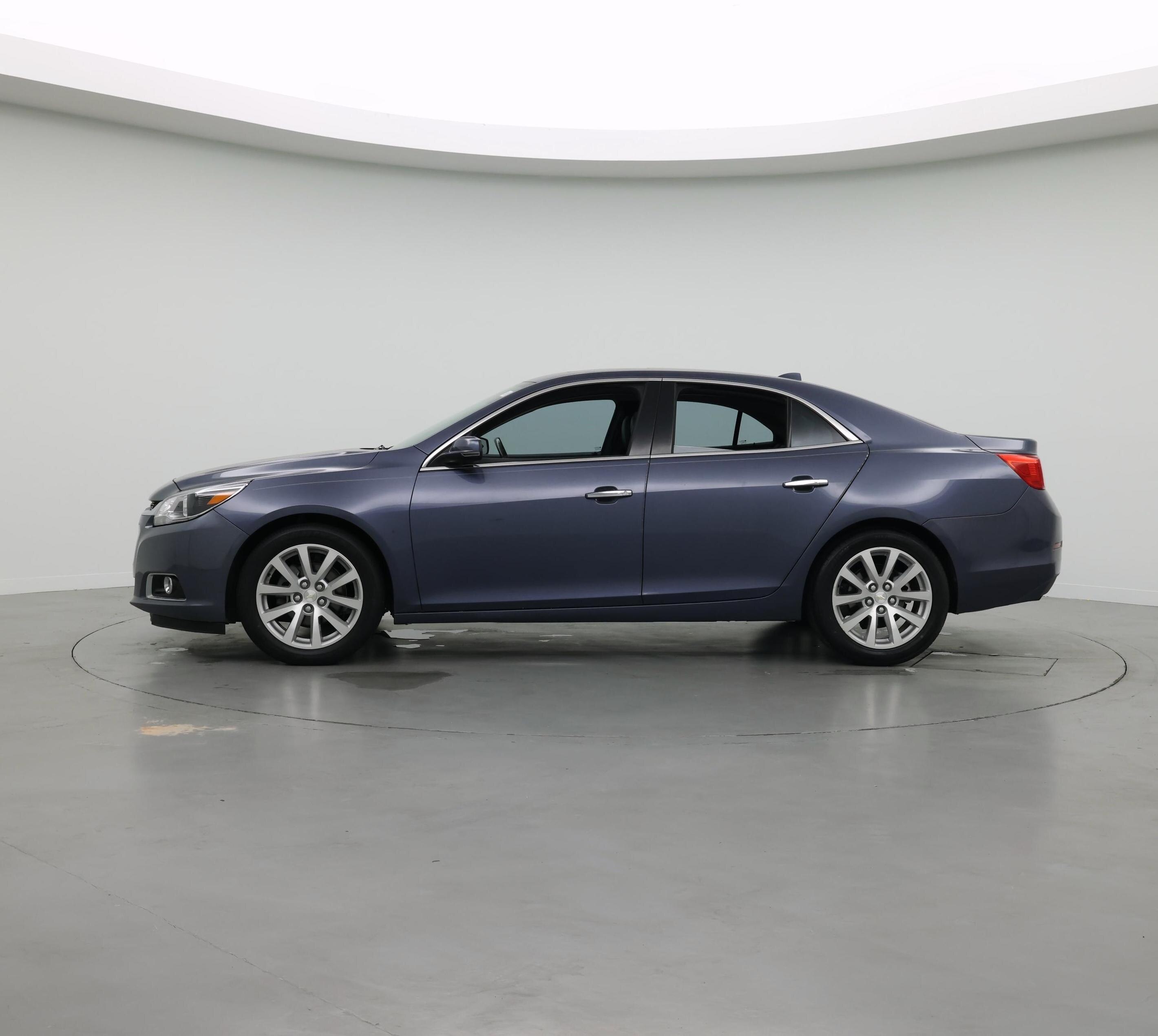 Thumbnail: 2014 Chevrolet Malibu - 3