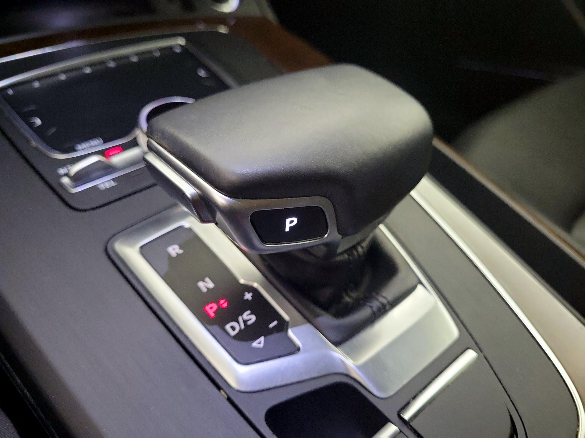 Thumbnail: 2018 Audi Q5 - 18