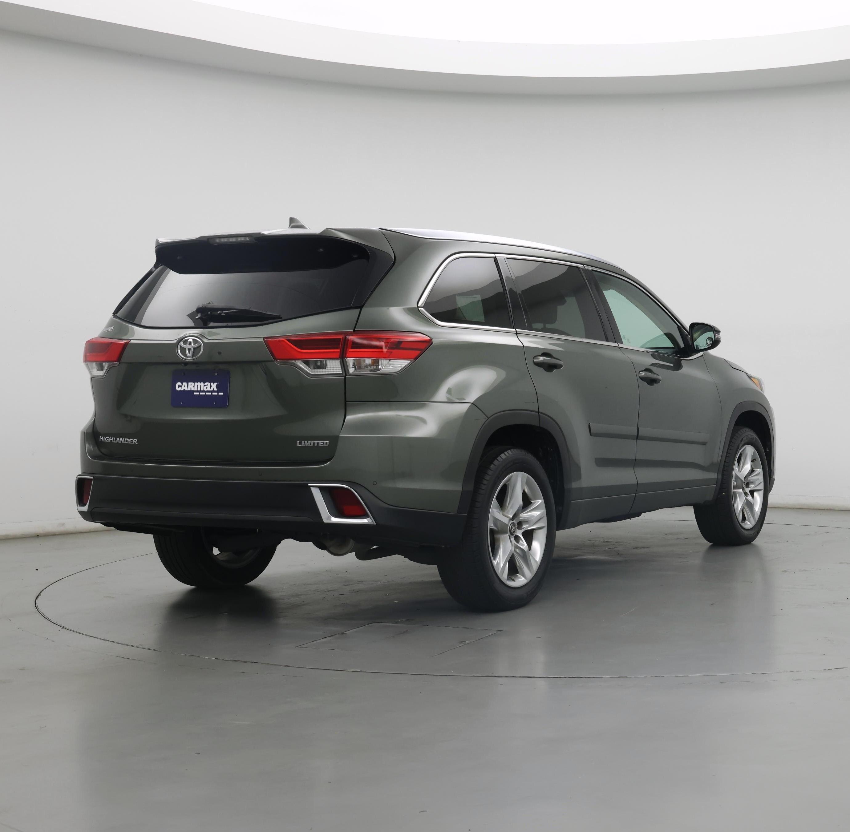 Thumbnail: 2017 Toyota Highlander - 8