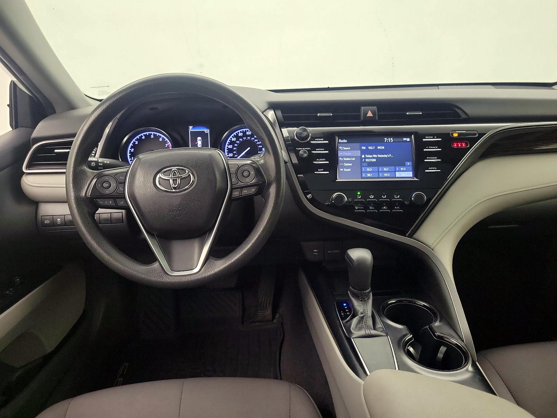 Thumbnail: 2019 Toyota Camry - 9