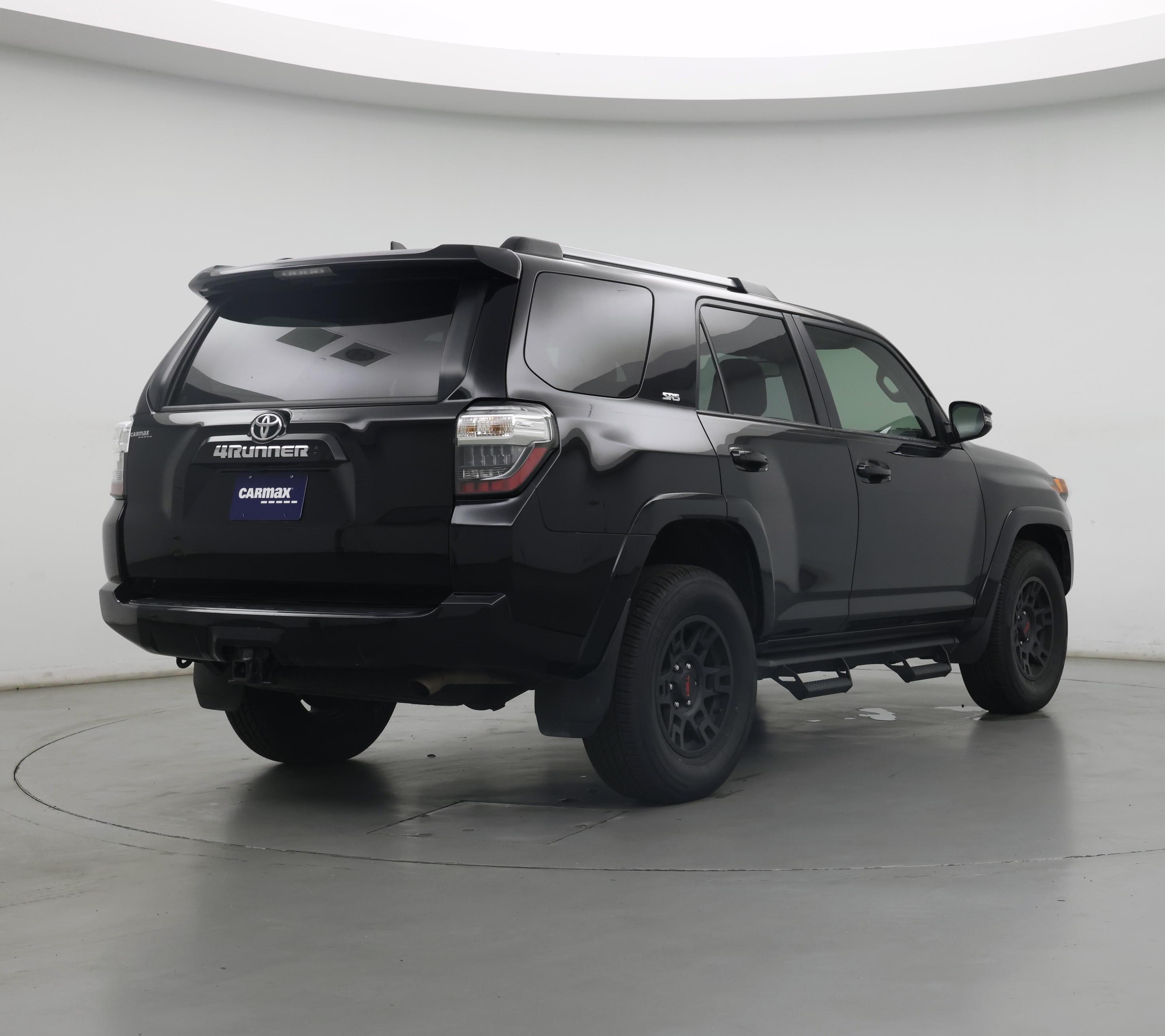 Thumbnail: 2024 Toyota 4Runner - 8