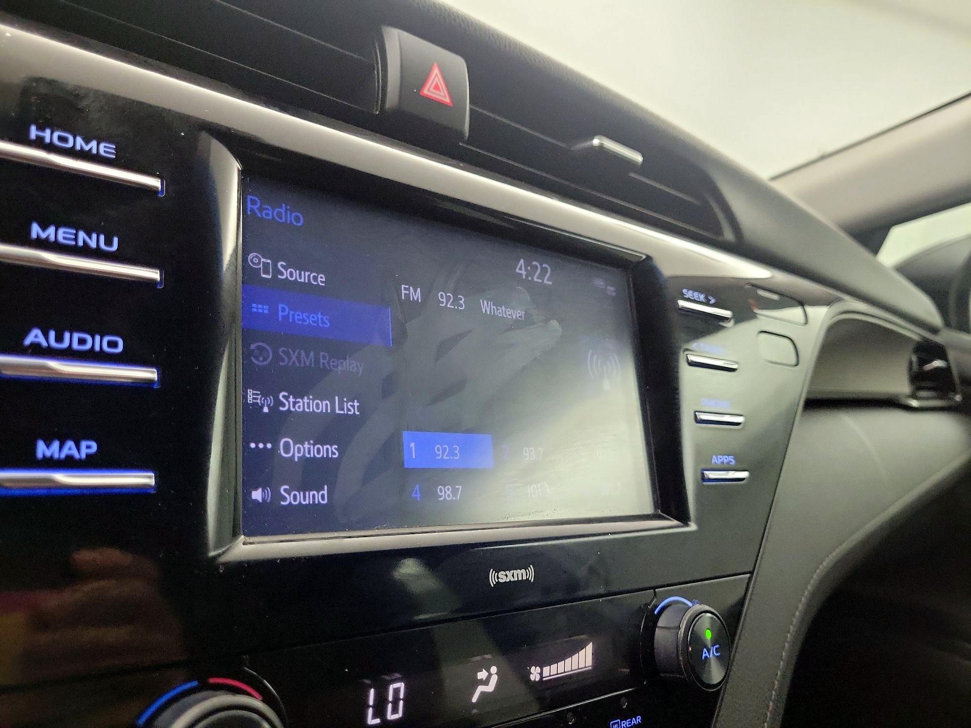 Thumbnail: 2020 Toyota Camry - 15