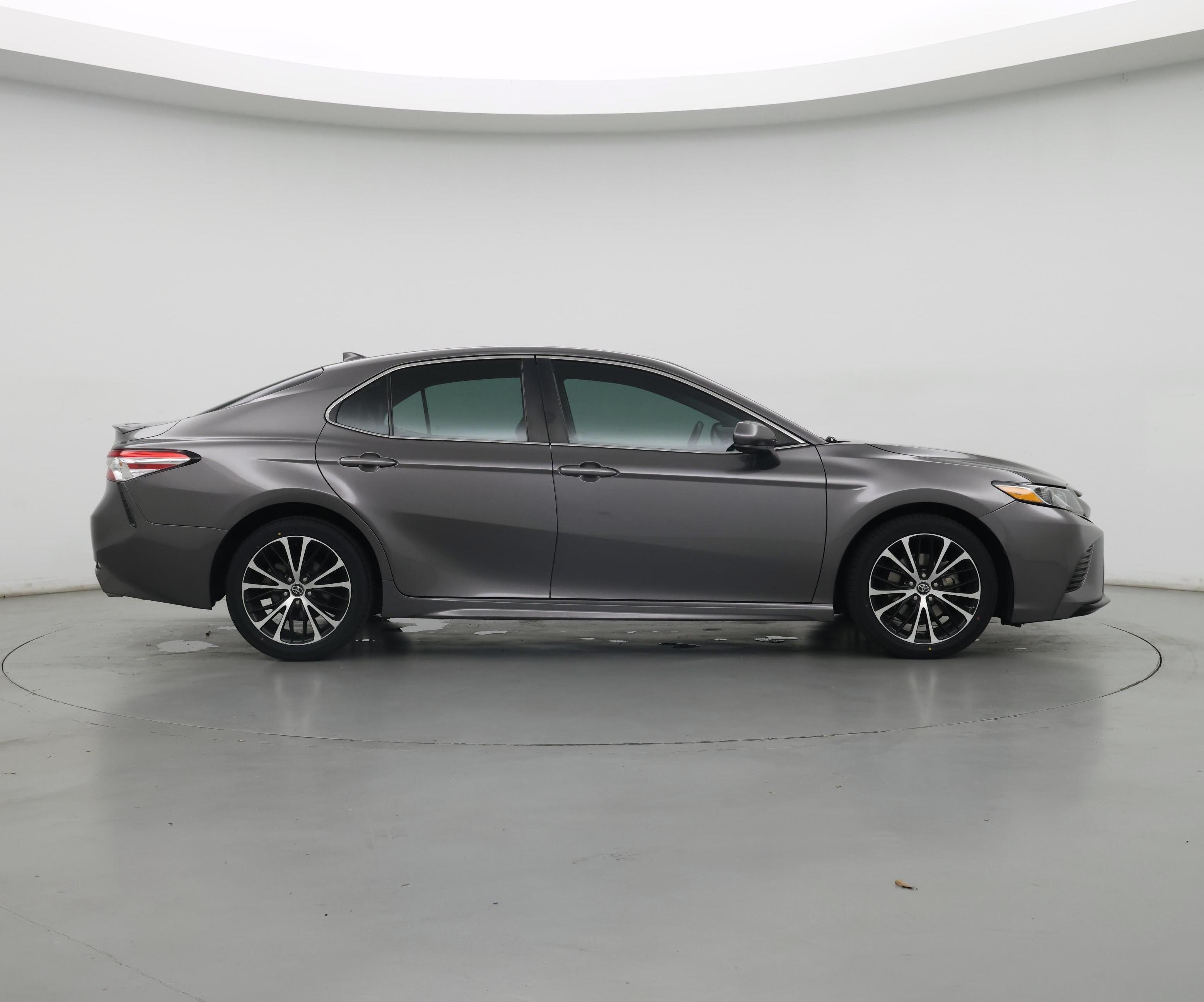 Thumbnail: 2020 Toyota Camry - 7