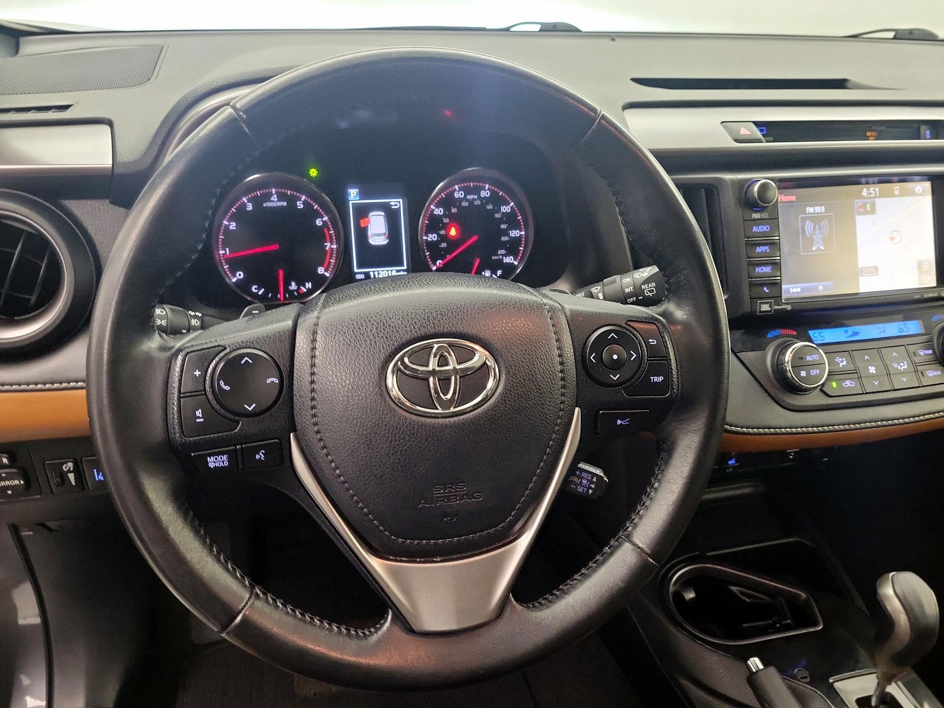 Thumbnail: 2016 Toyota RAV4 - 10