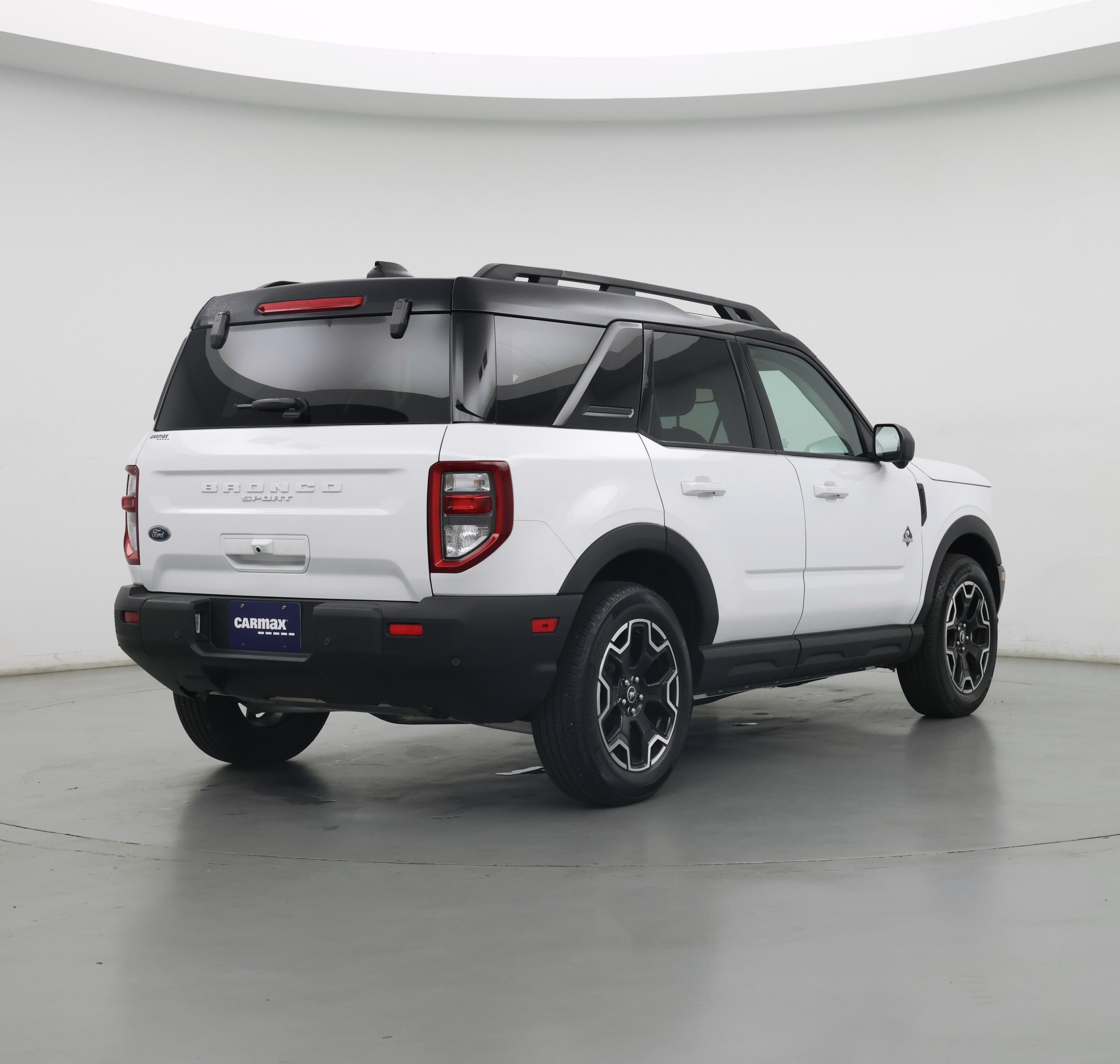 Thumbnail: 2025 Ford Bronco Sport - 8