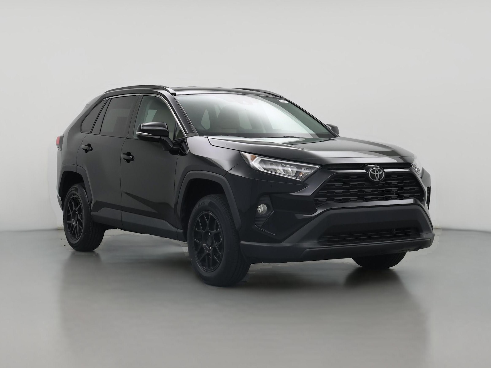 2021 Toyota RAV4 XLE - Photo 1