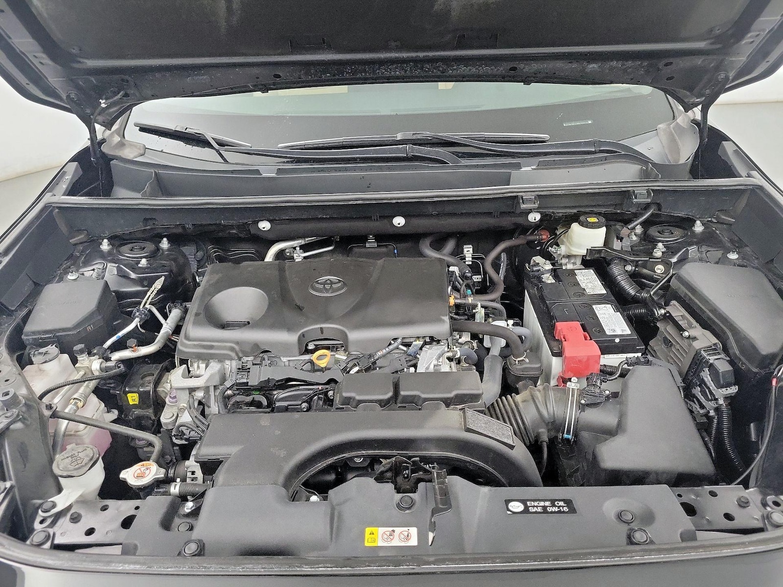 2021 Toyota RAV4 XLE - Photo 22
