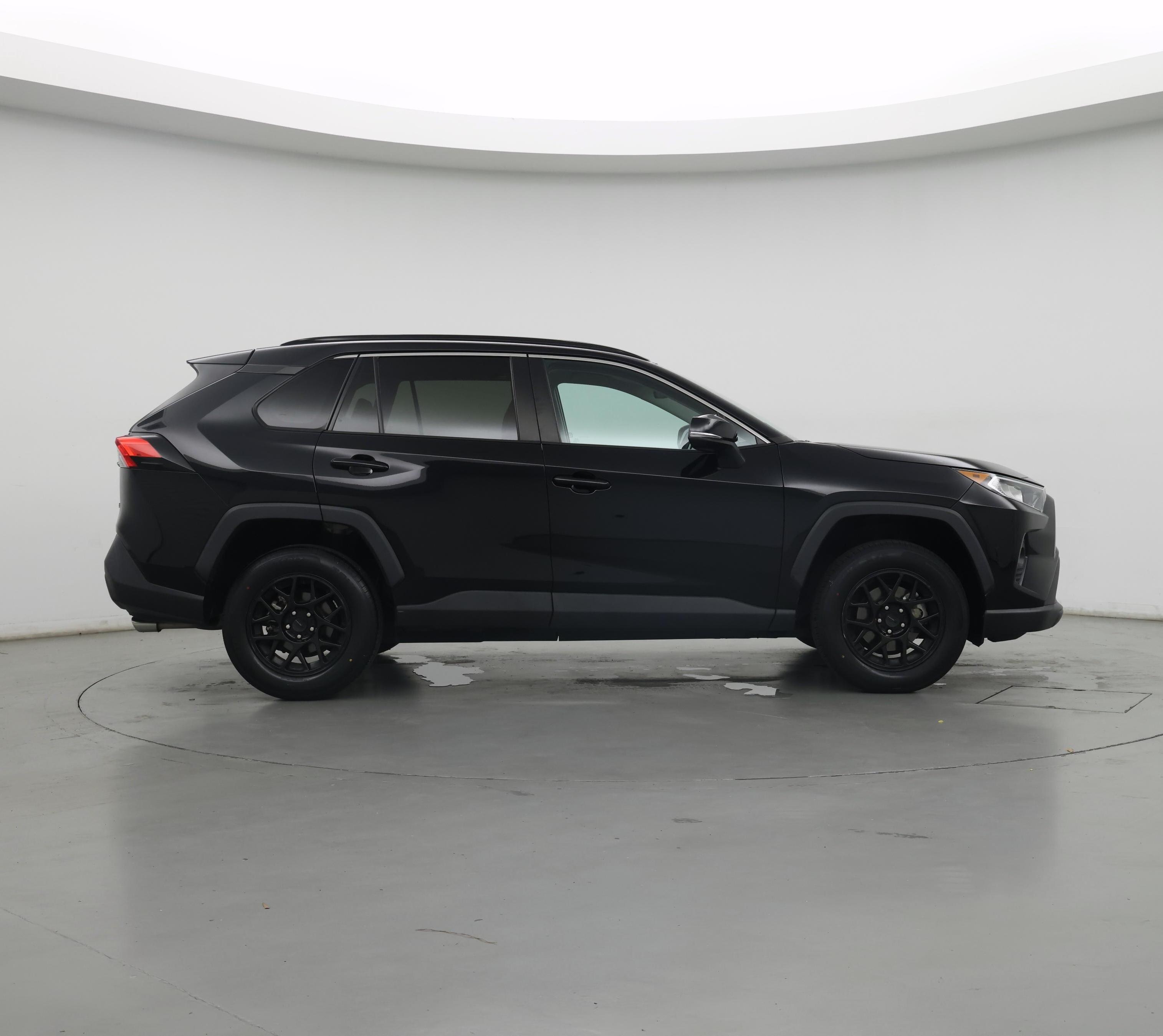 Thumbnail: 2021 Toyota RAV4 - 7
