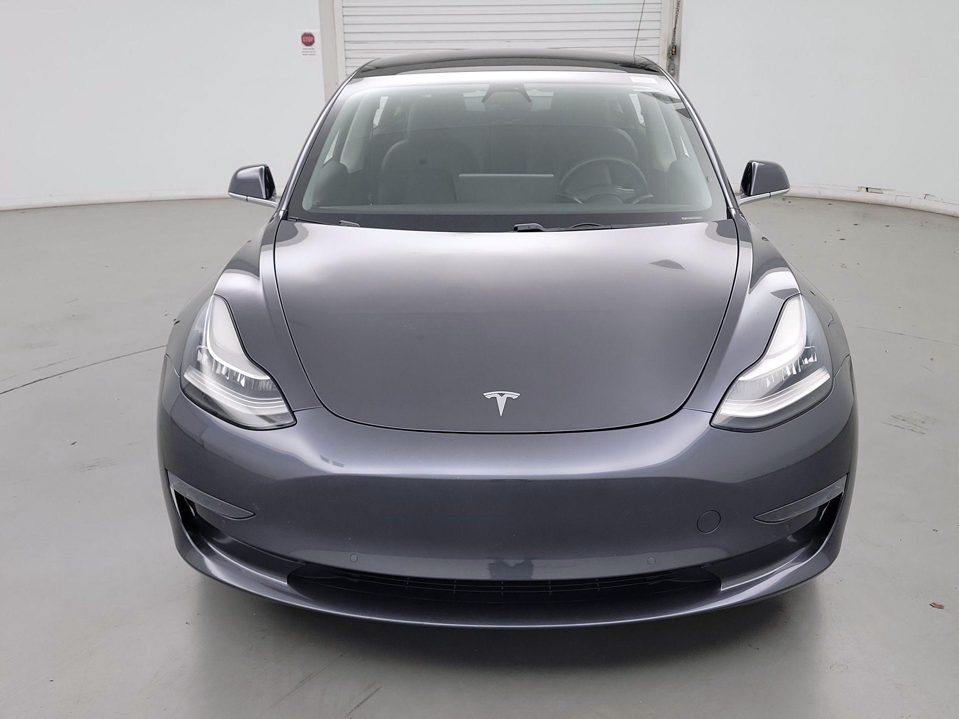 Thumbnail: 2019 Tesla Model 3 - 2