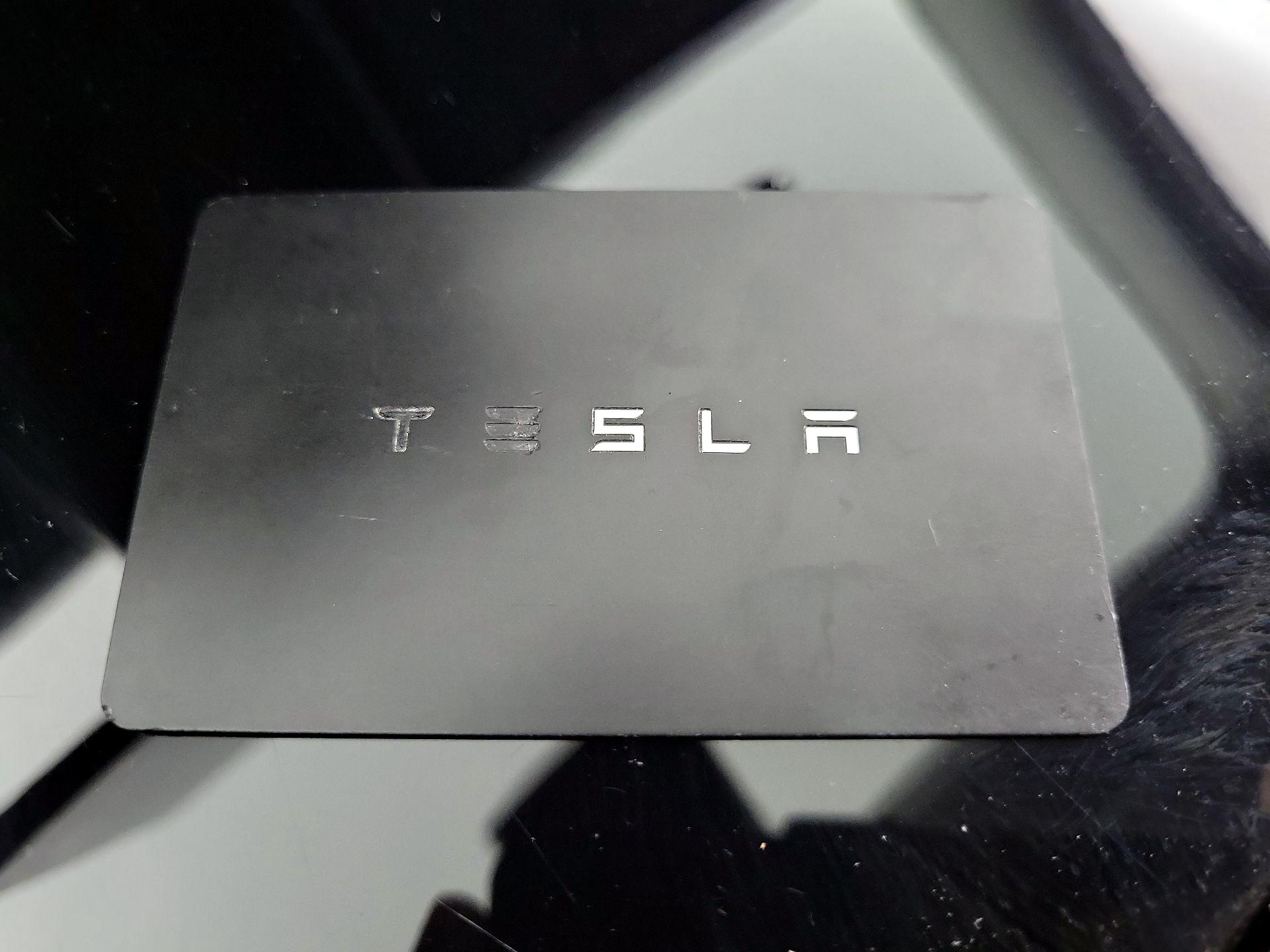 Thumbnail: 2019 Tesla Model 3 - 20