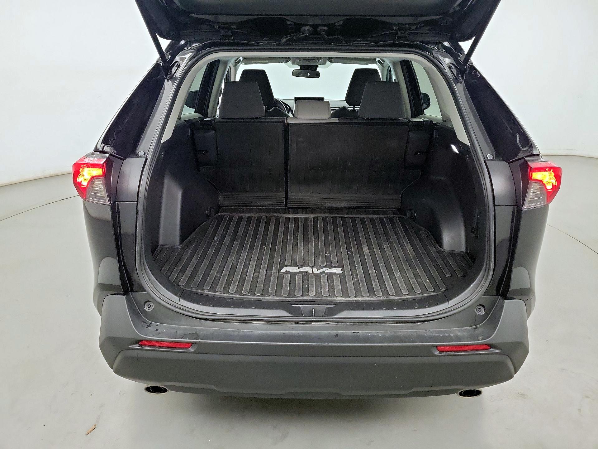 Thumbnail: 2025 Toyota RAV4 - 19