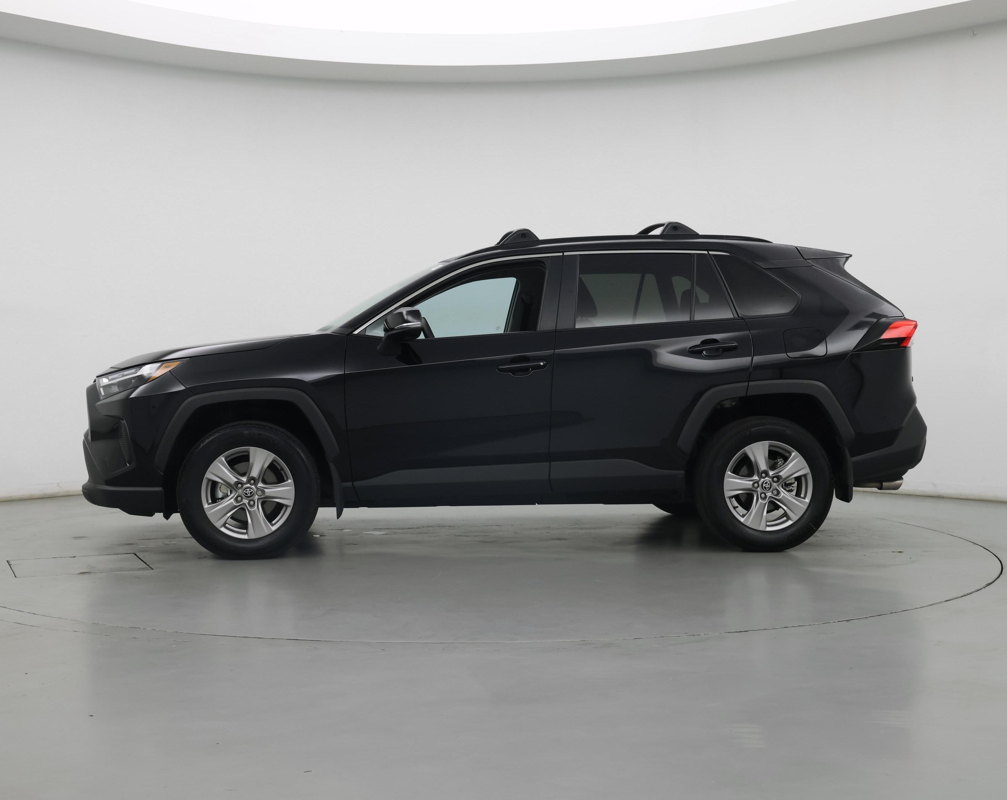 Thumbnail: 2025 Toyota RAV4 - 3