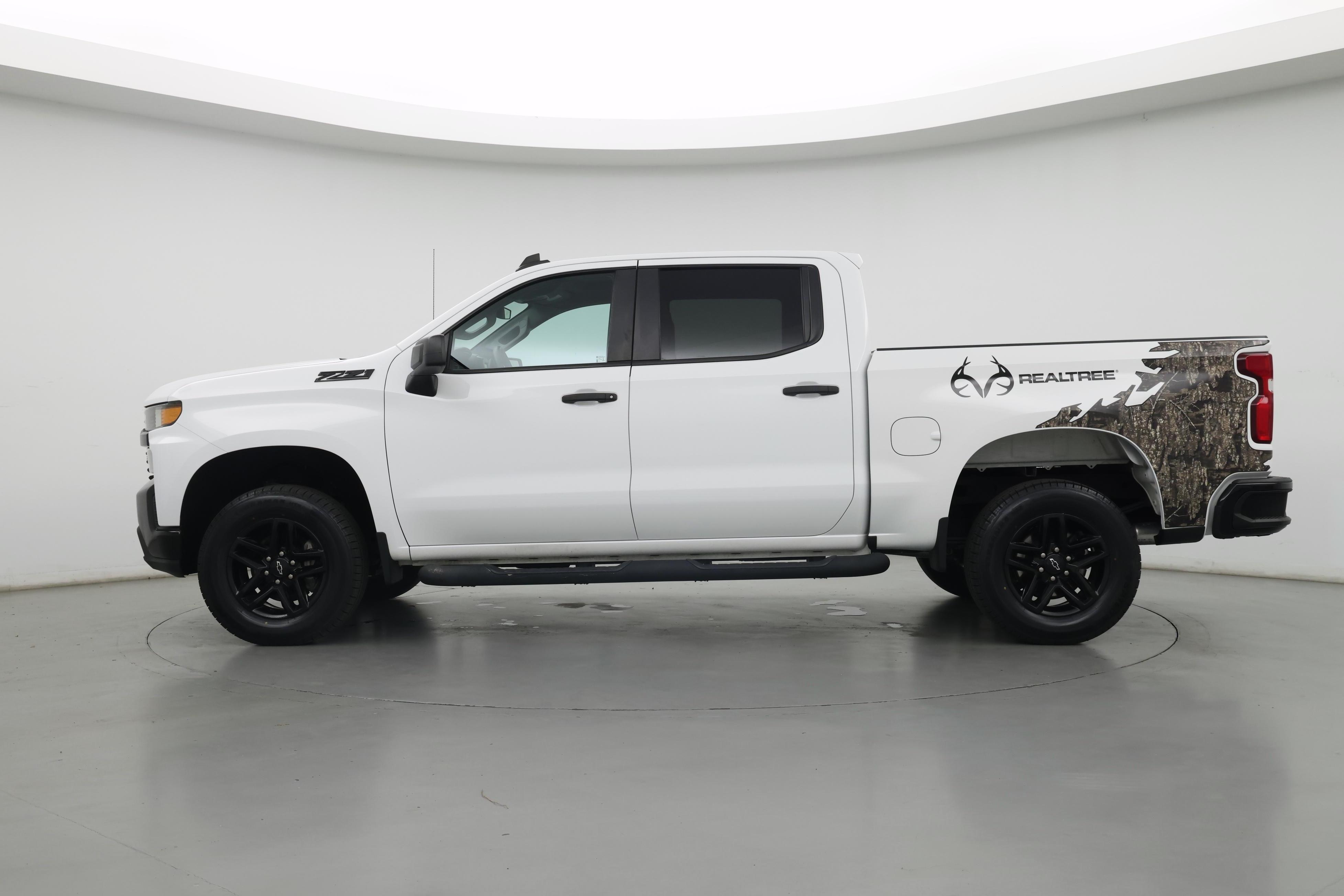Thumbnail: 2021 Chevrolet Silverado 1500 - 3