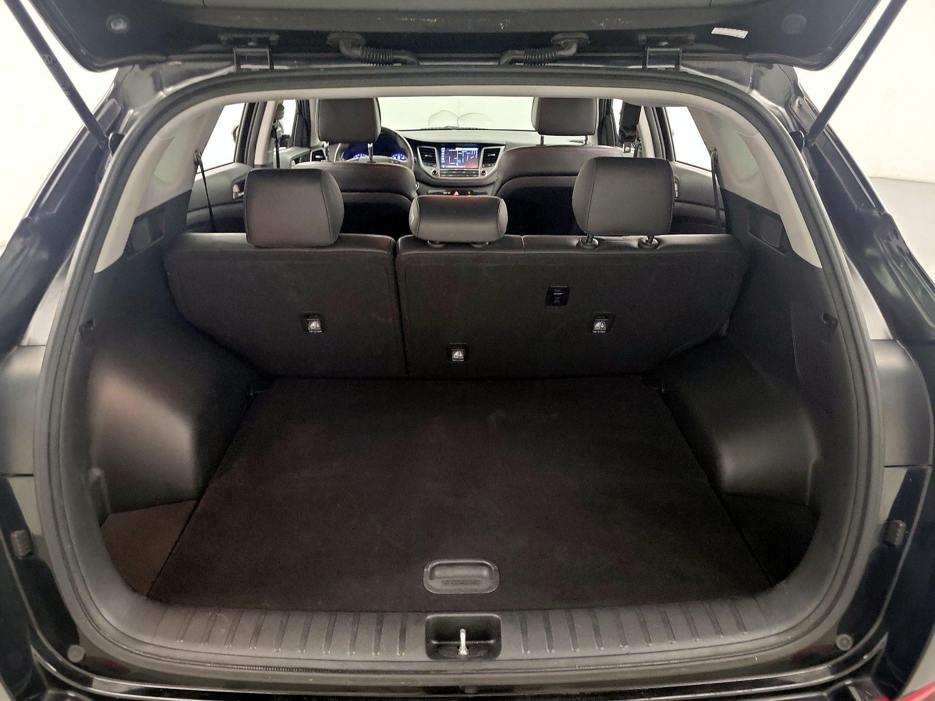 Thumbnail: 2018 Hyundai Tucson - 19