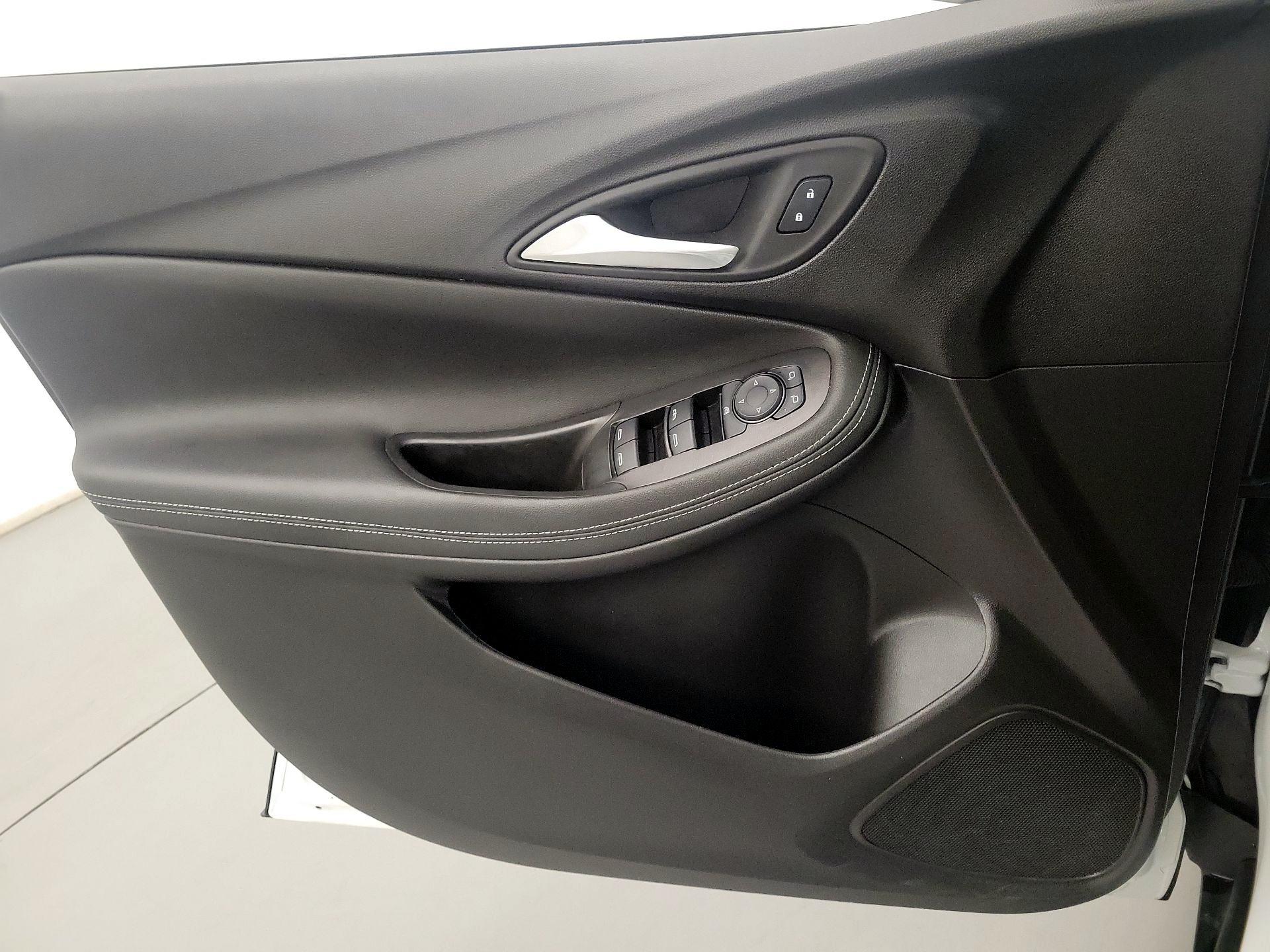 Thumbnail: 2025 Buick Encore GX - 12