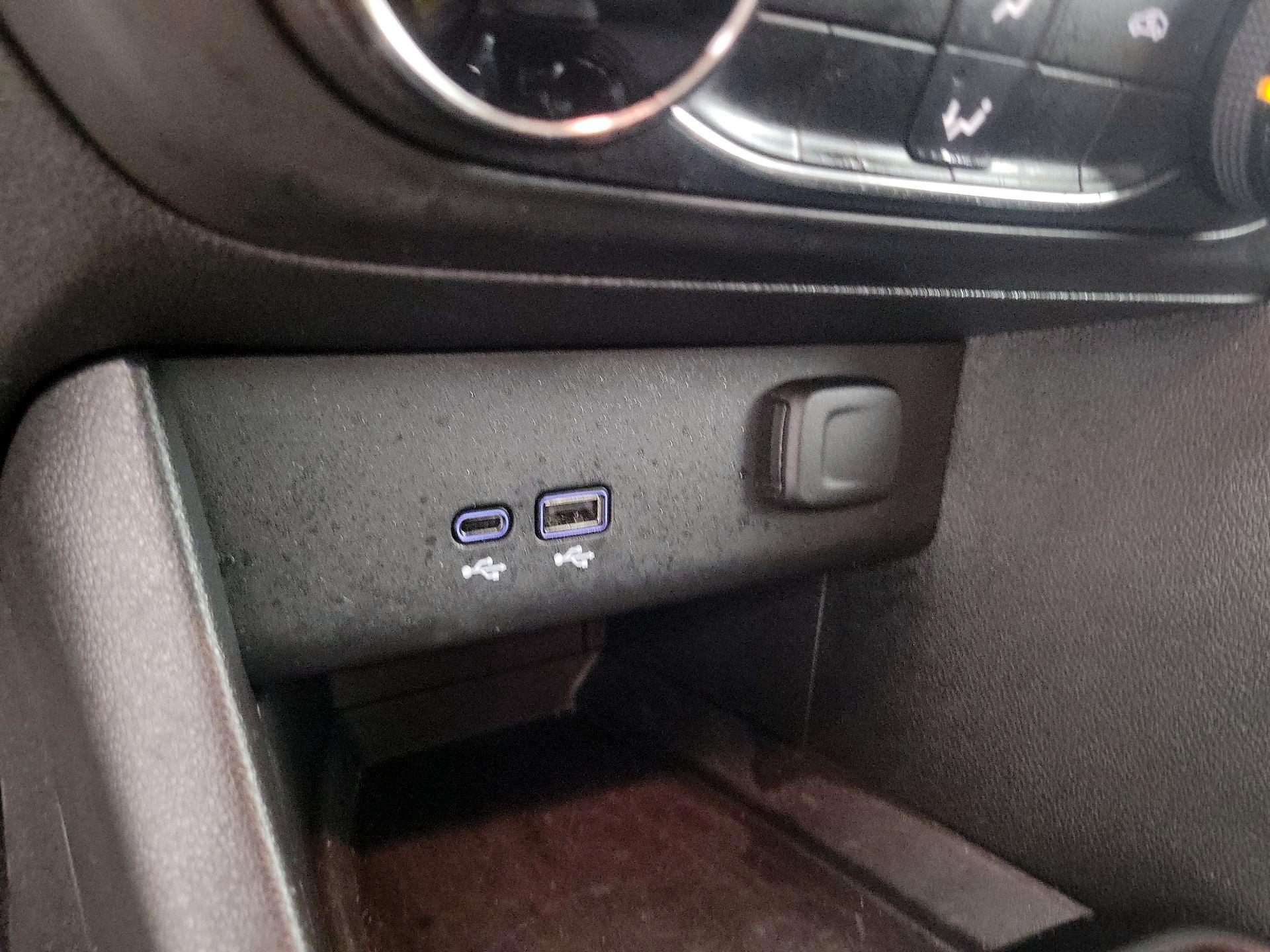 Thumbnail: 2025 Buick Encore GX - 18