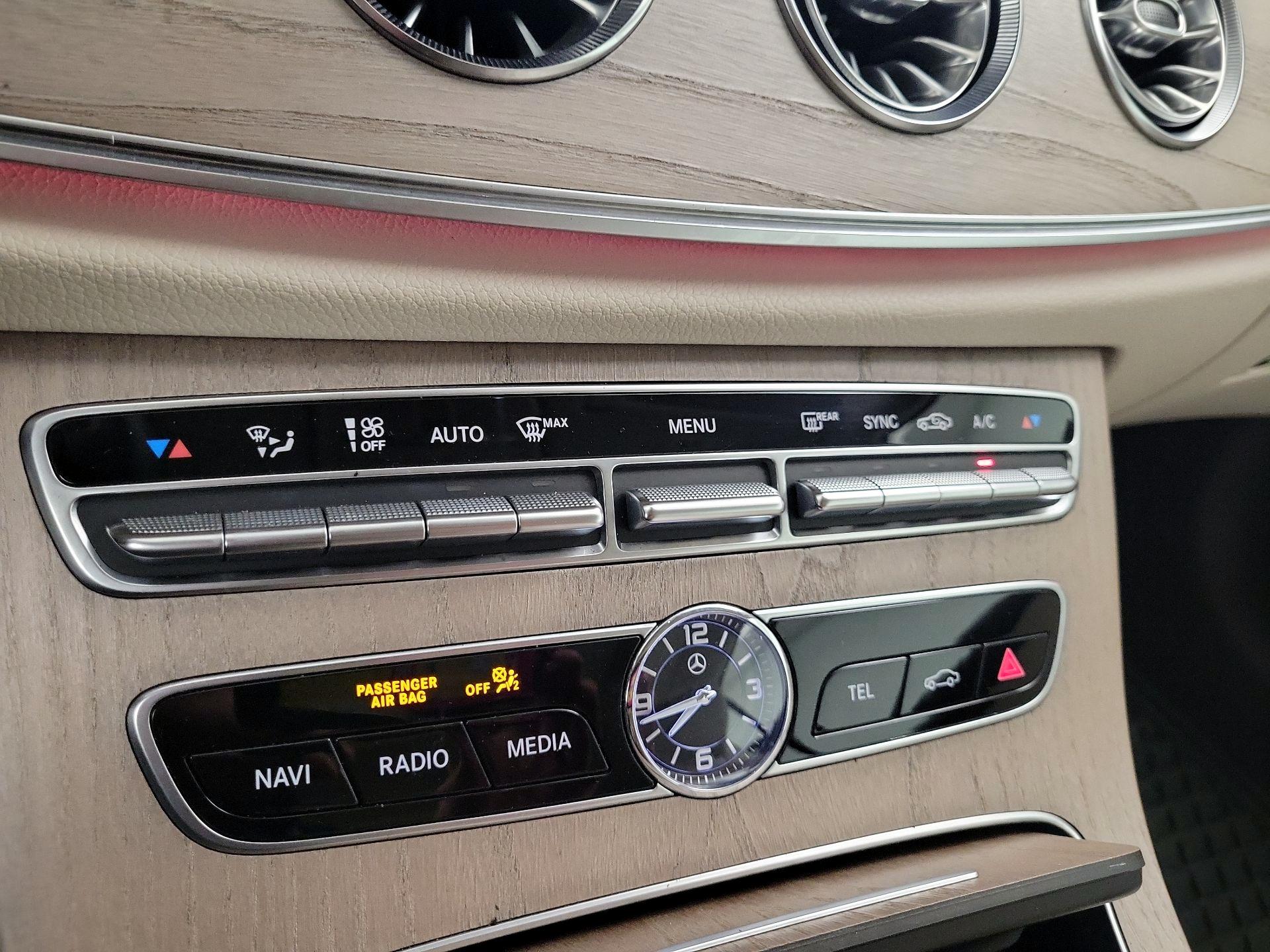 Thumbnail: 2018 Mercedes-Benz E-Class - 17