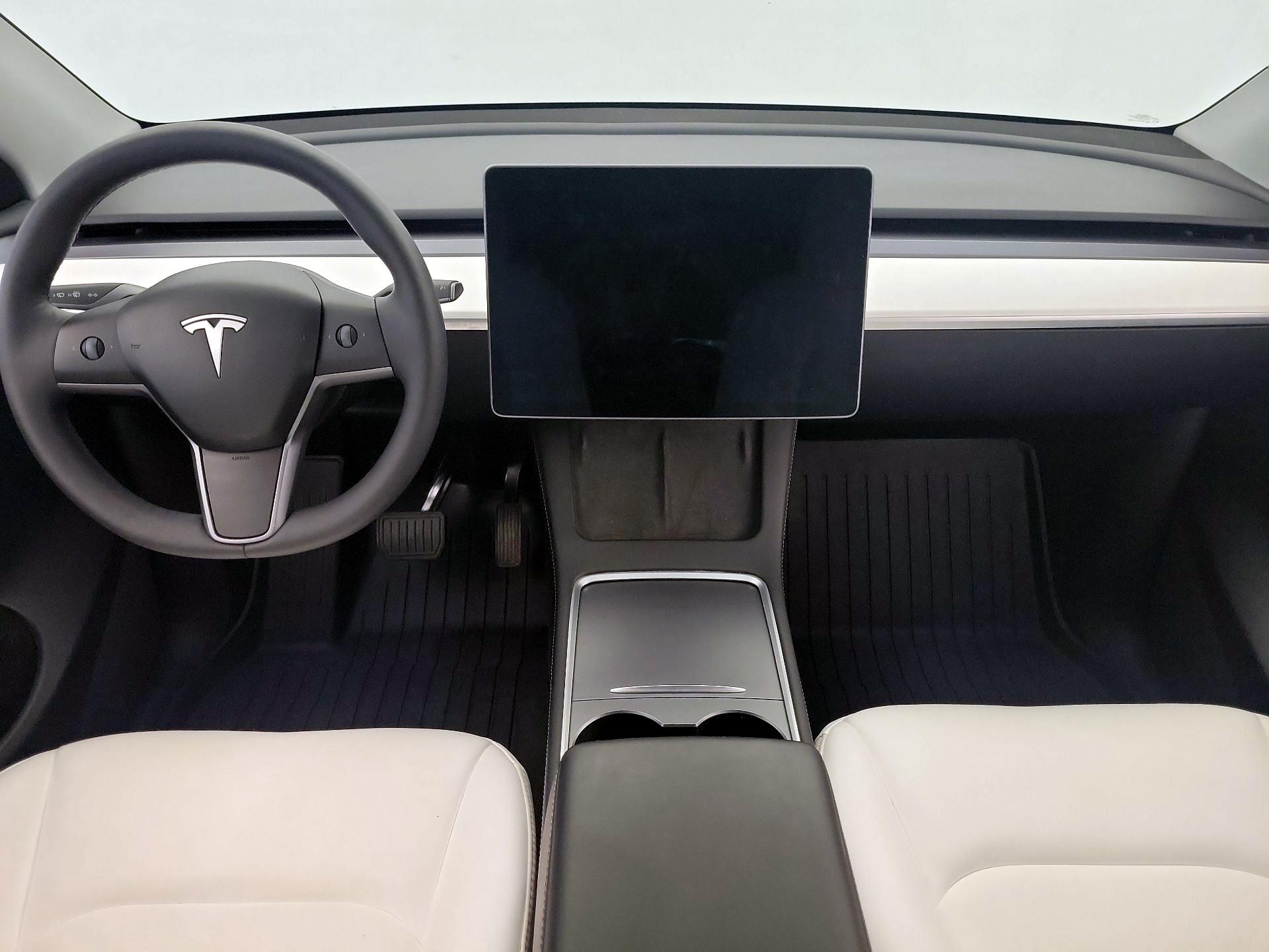 Thumbnail: 2024 Tesla Model Y - 9