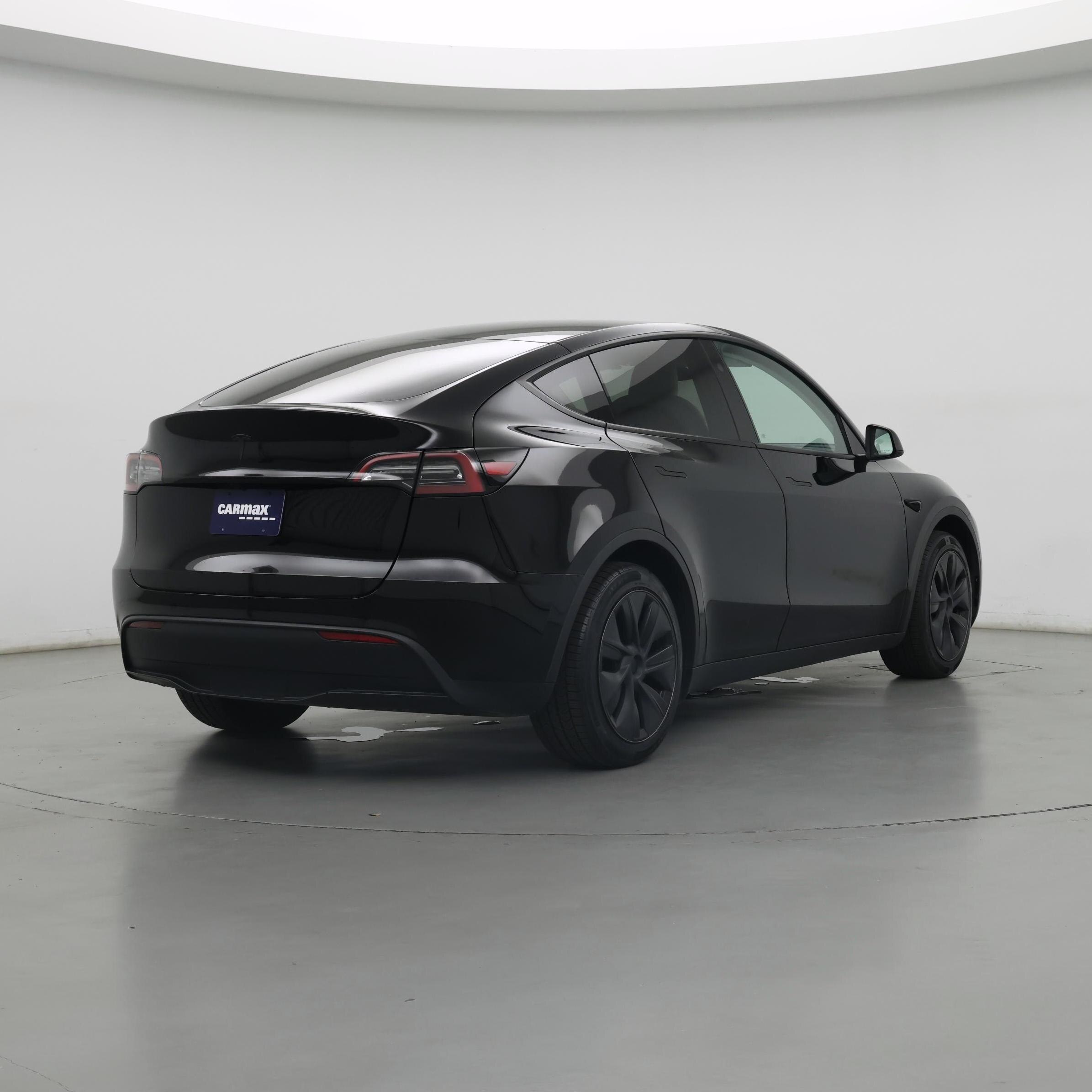 Thumbnail: 2024 Tesla Model Y - 8