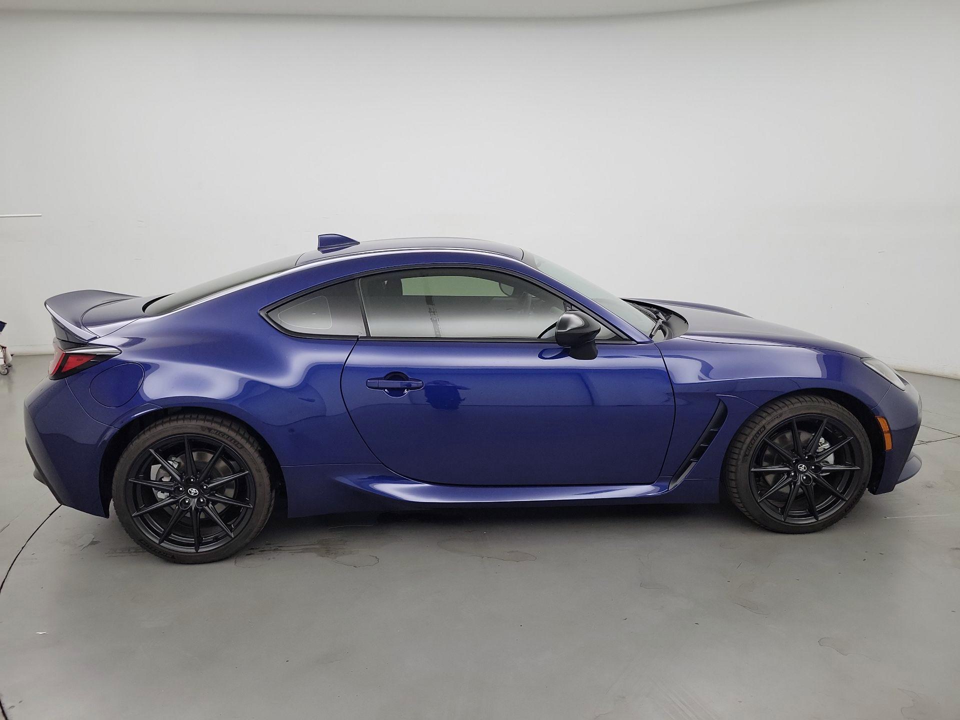 Thumbnail: 2023 Toyota GR86 - 4