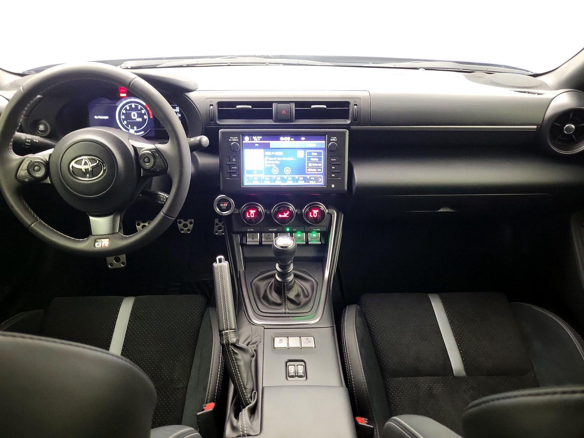 Thumbnail: 2023 Toyota GR86 - 8