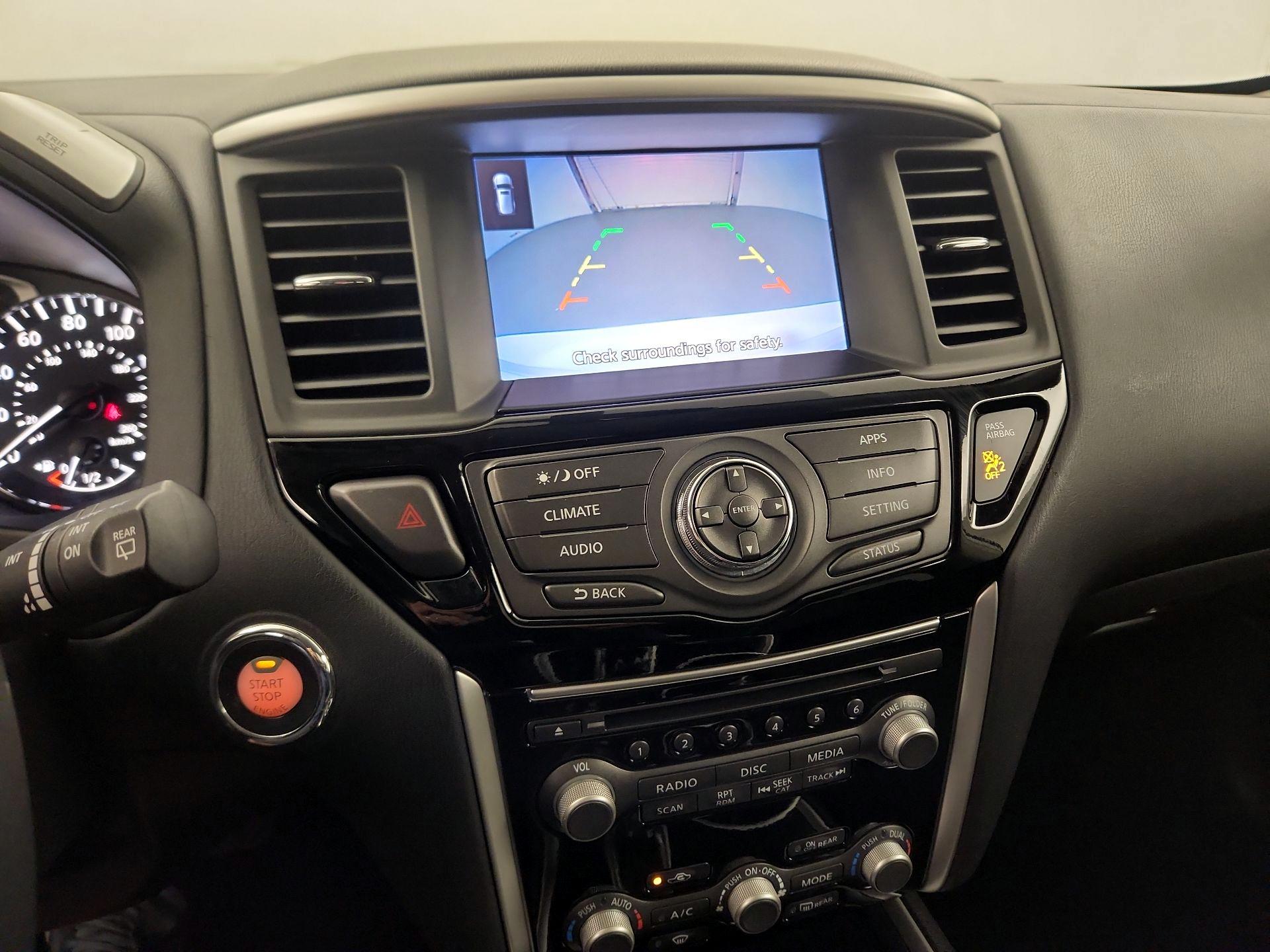 Thumbnail: 2018 Nissan Pathfinder - 11
