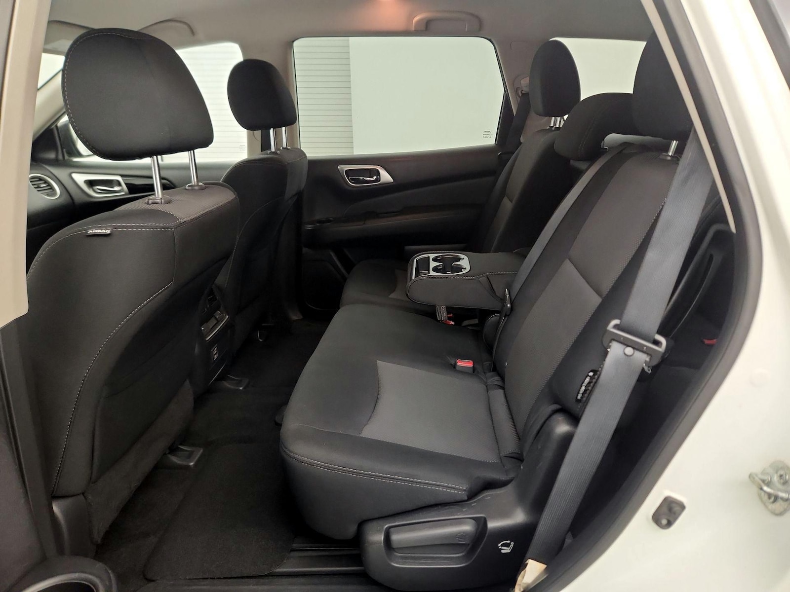 2018 Nissan Pathfinder SV - Photo 17