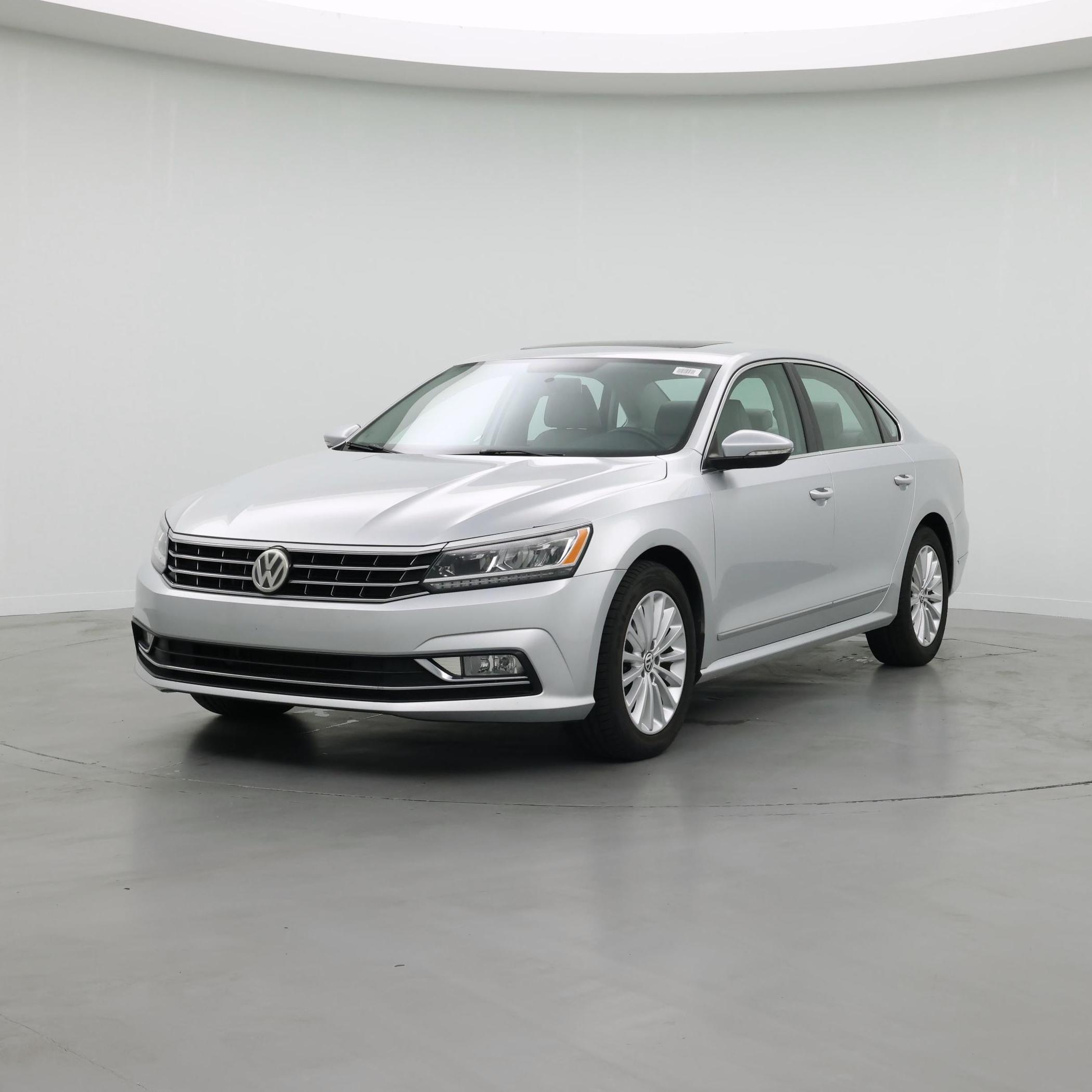Thumbnail: 2016 Volkswagen Passat - 4