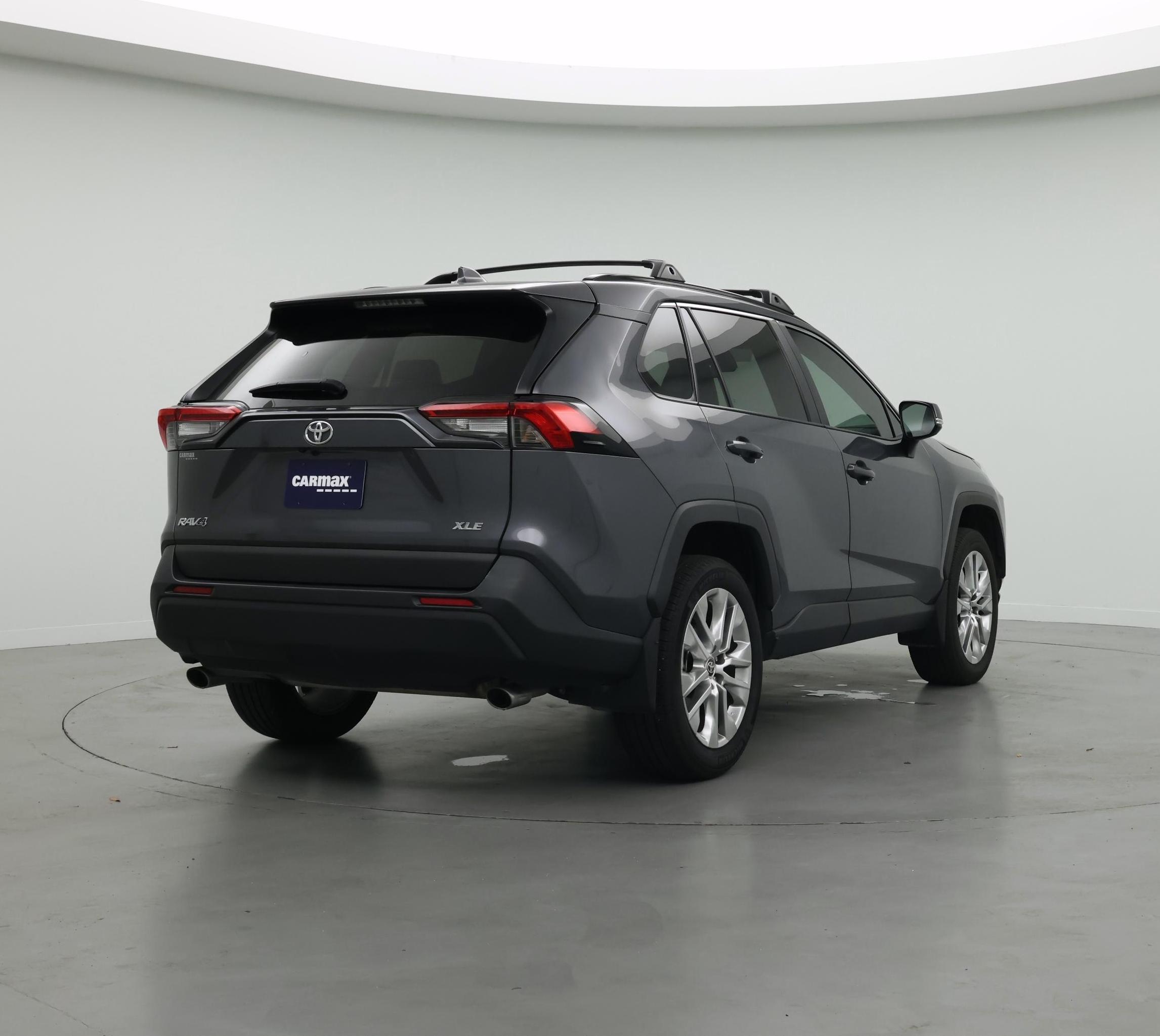 Thumbnail: 2025 Toyota RAV4 - 8