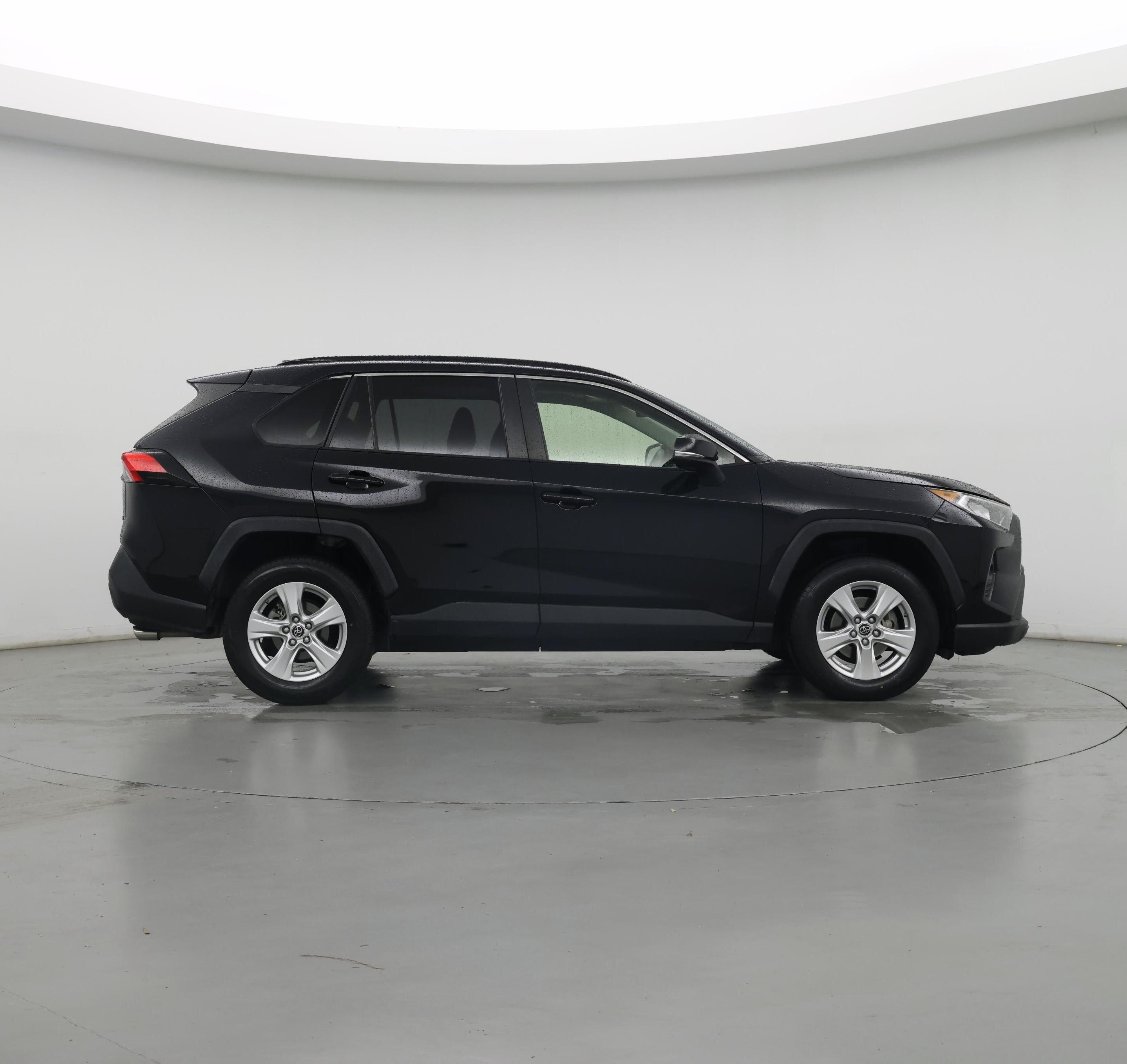Thumbnail: 2019 Toyota RAV4 - 7