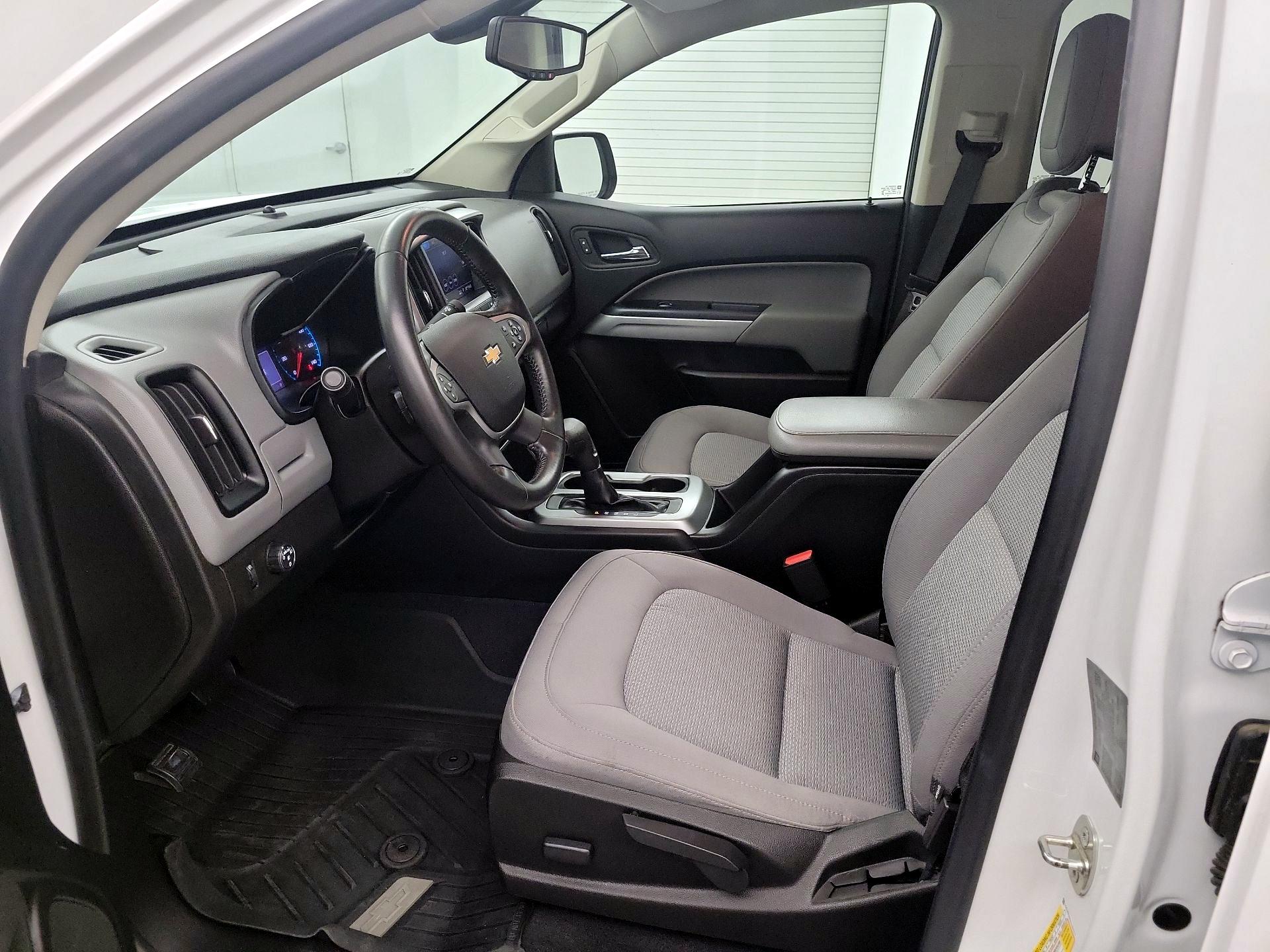 Thumbnail: 2020 Chevrolet Colorado - 9