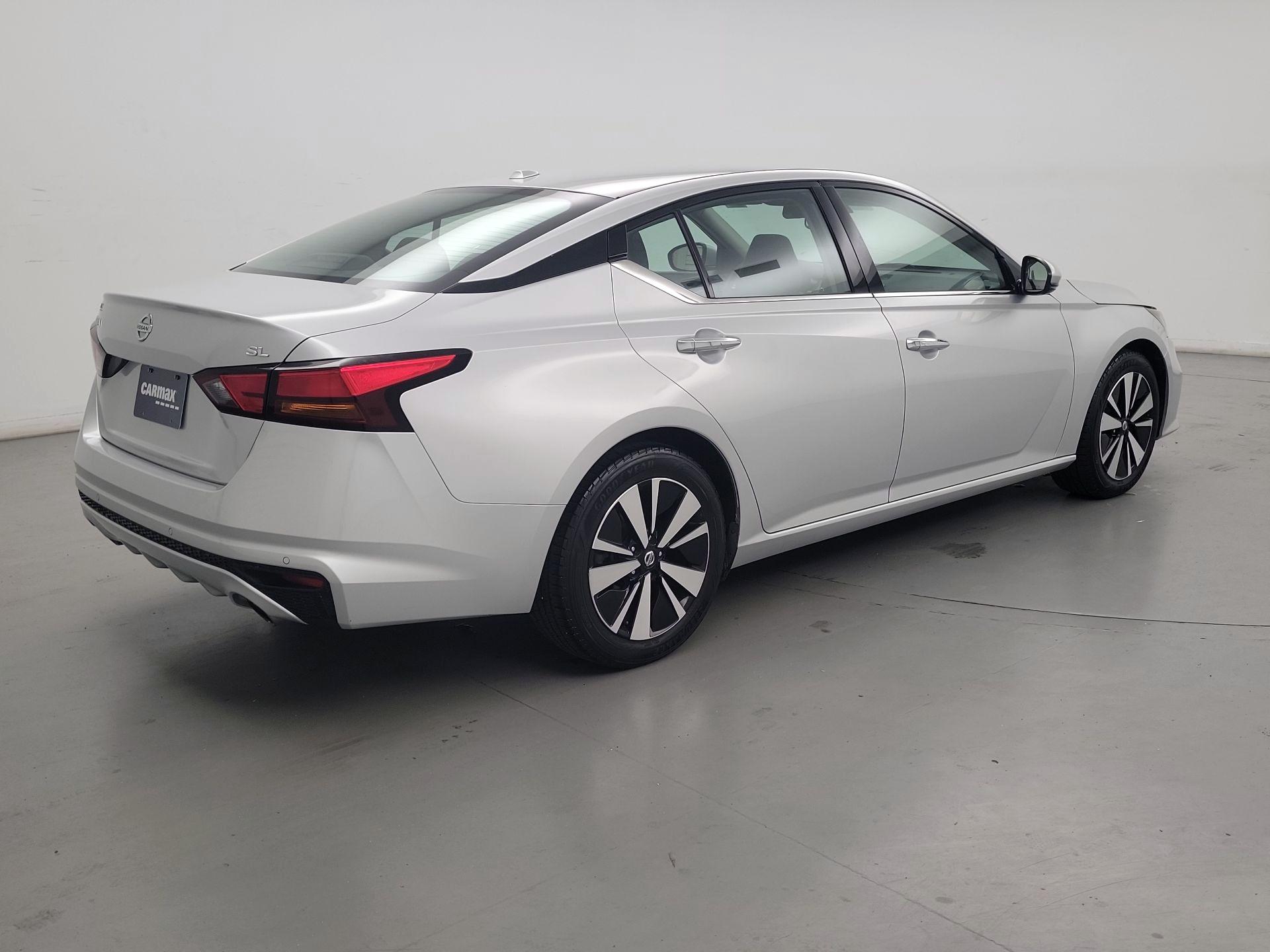 Thumbnail: 2019 Nissan Altima - 5
