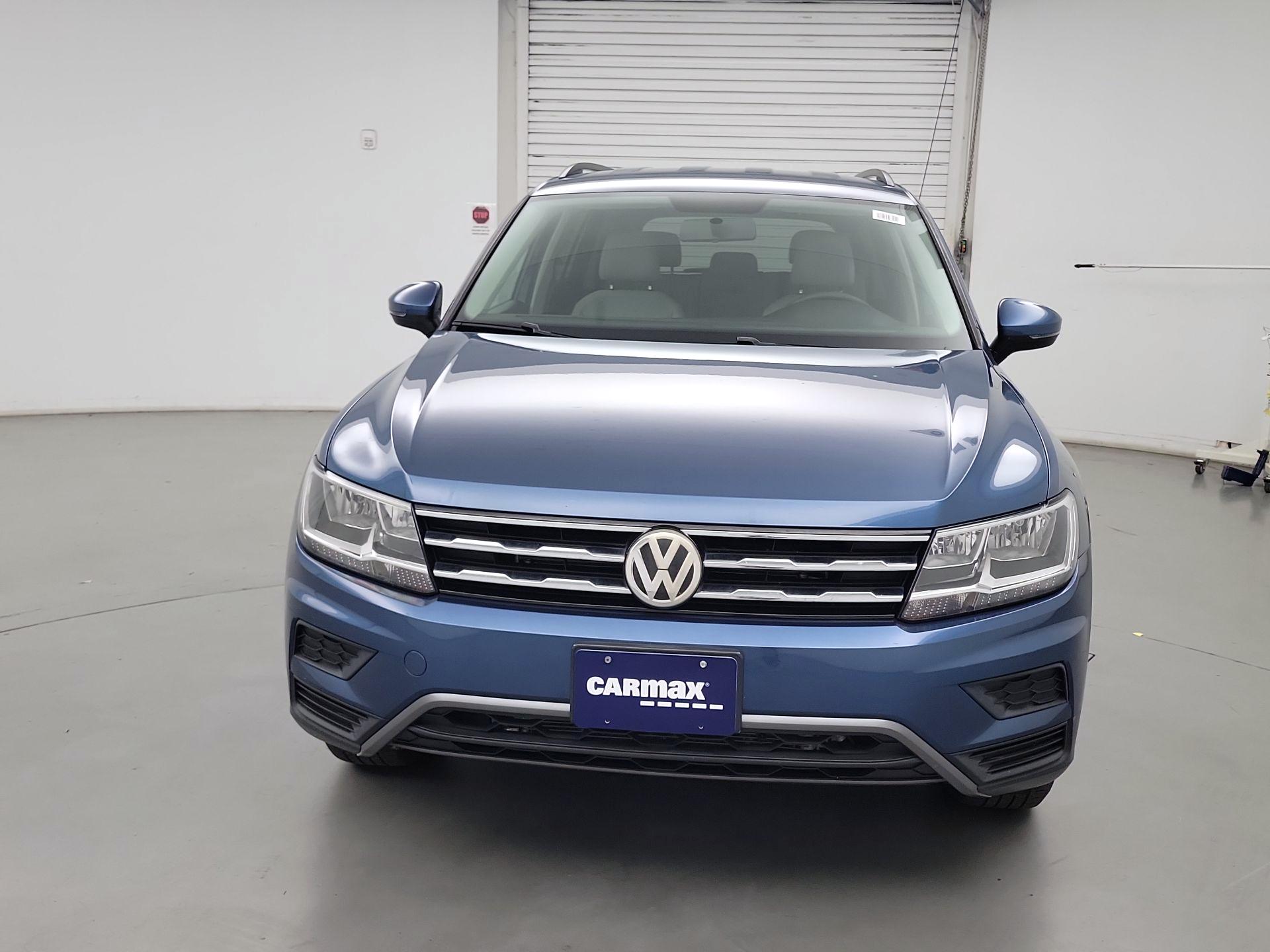Thumbnail: 2020 Volkswagen Tiguan - 2