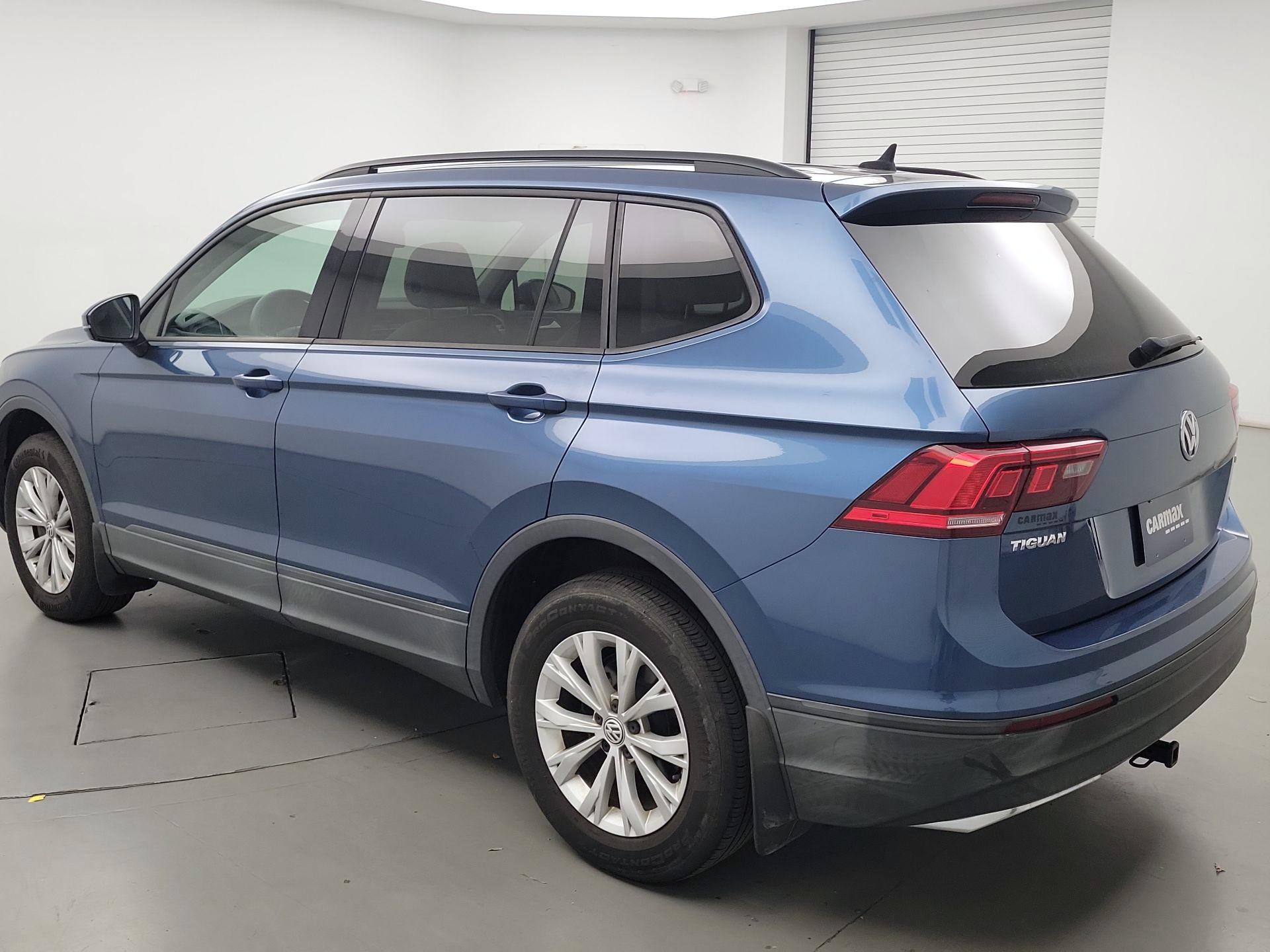 Thumbnail: 2020 Volkswagen Tiguan - 7
