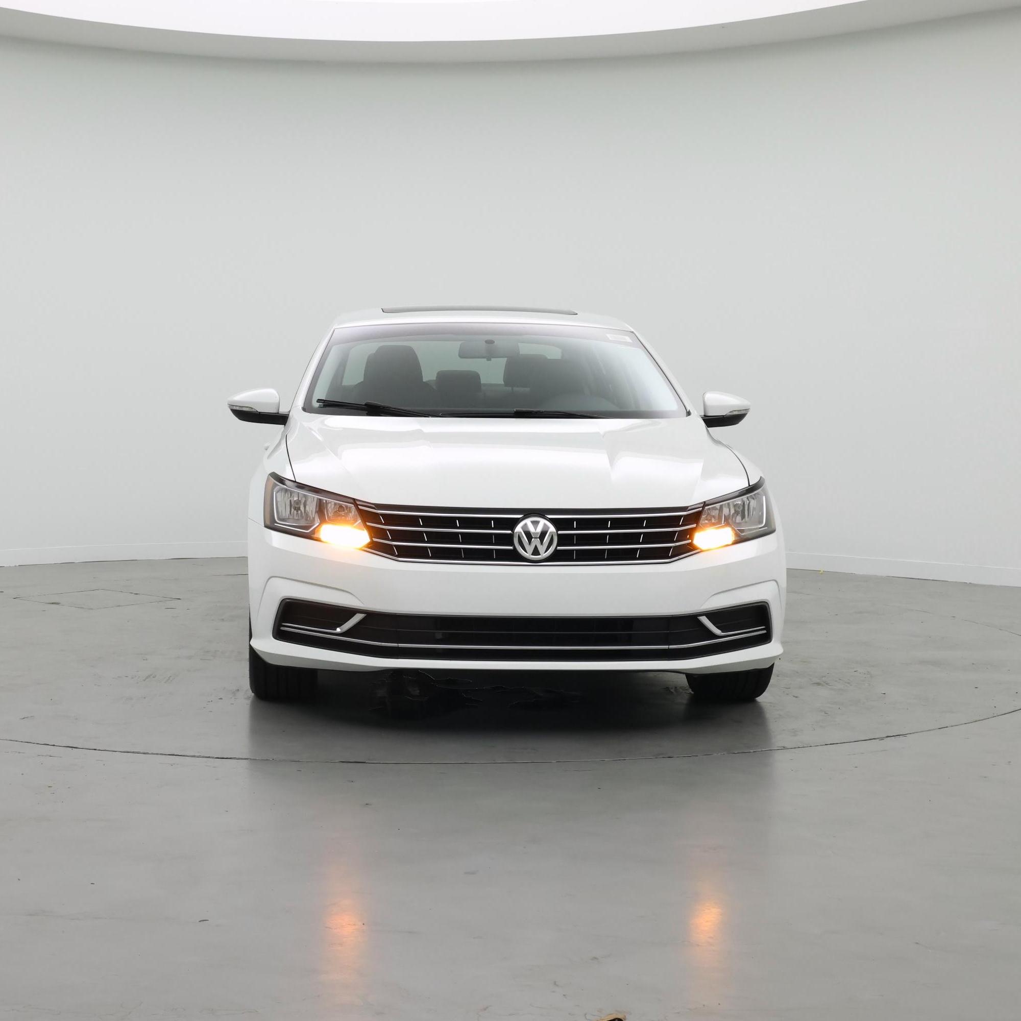 Thumbnail: 2019 Volkswagen Passat - 5