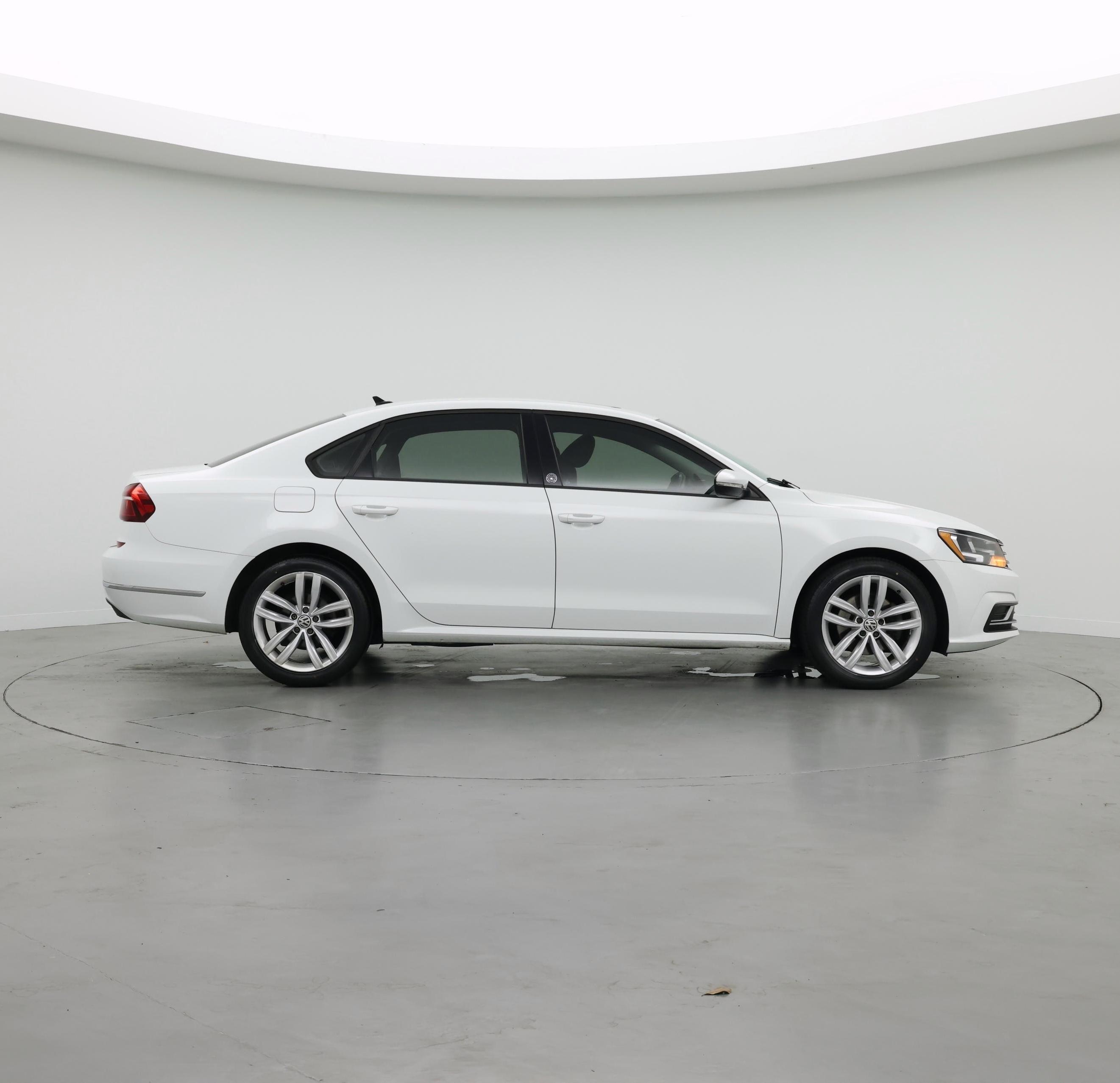 Thumbnail: 2019 Volkswagen Passat - 7