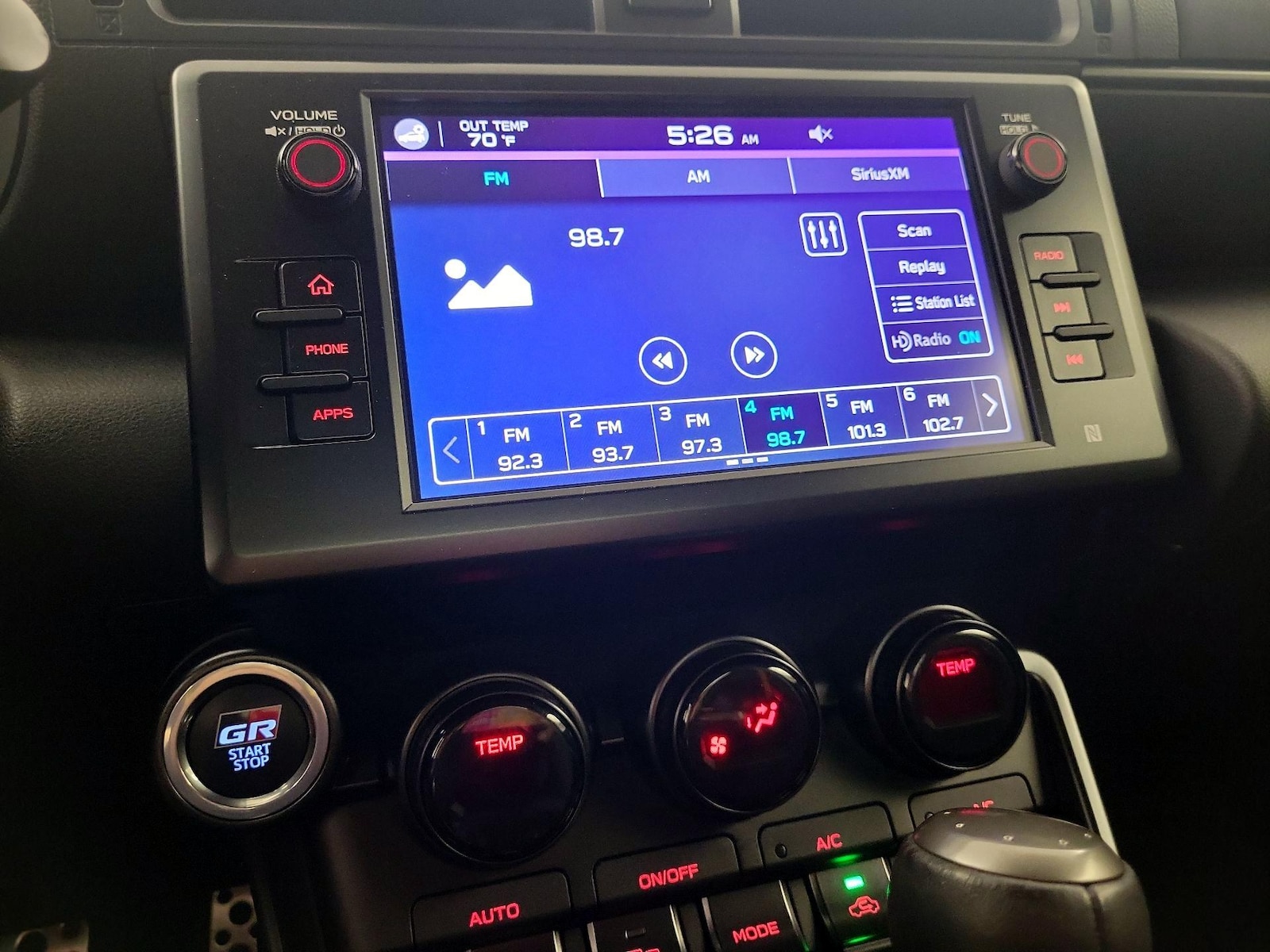 2023 Toyota GR86 10th Anniversary Edition - Photo 13