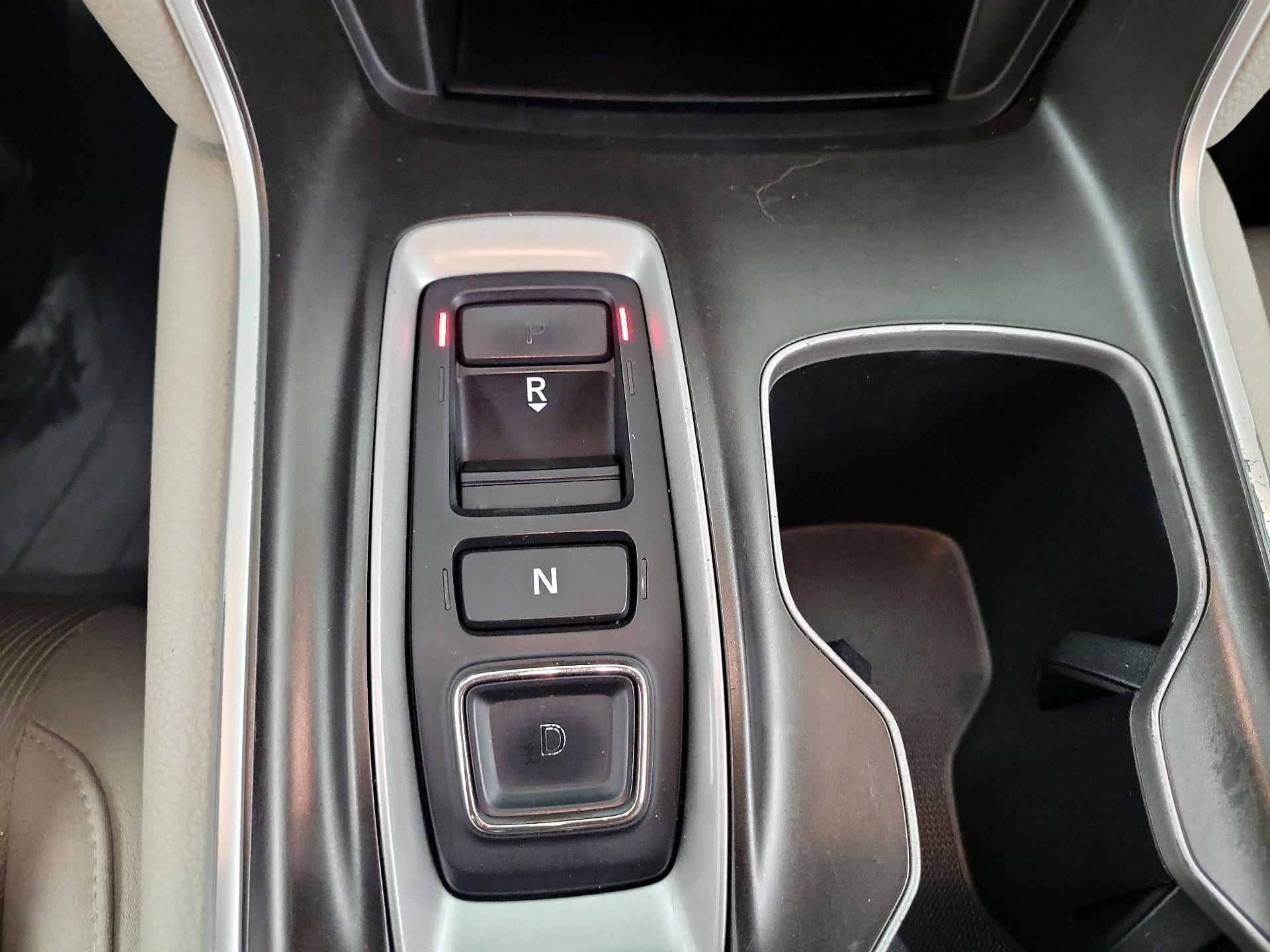 Thumbnail: 2018 Honda Accord - 15