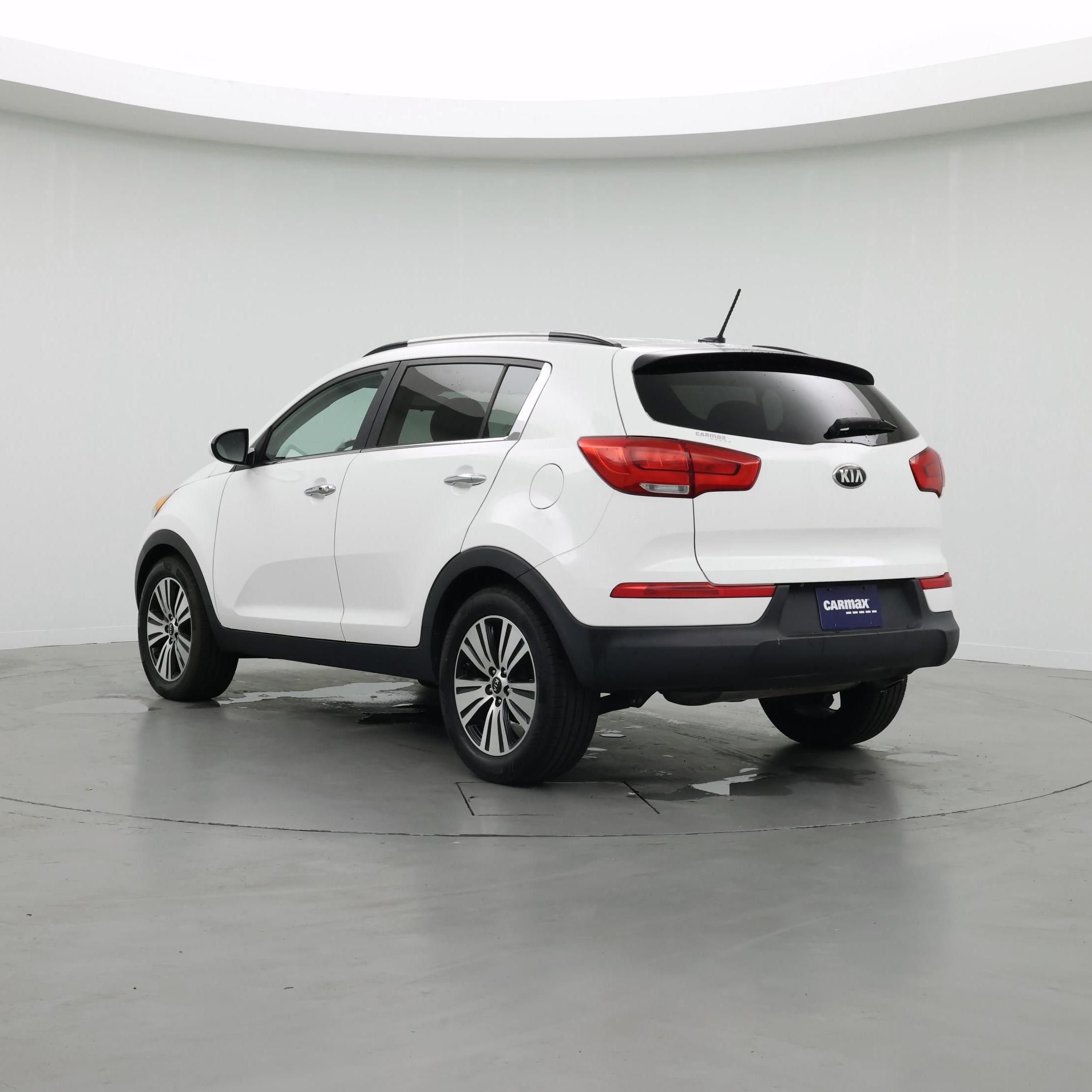 Thumbnail: 2016 Kia Sportage - 2