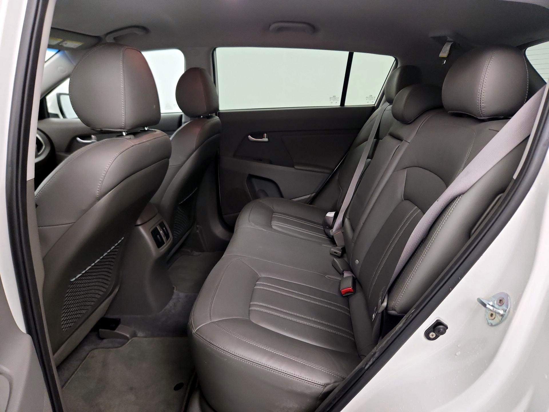 Thumbnail: 2016 Kia Sportage - 19